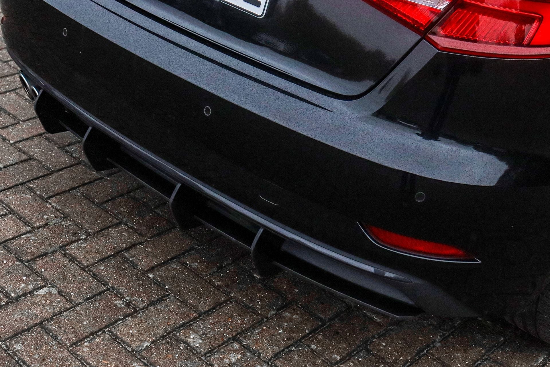 Heckansatz passend für Audi A3 8V Sportback Facelift gefräßt