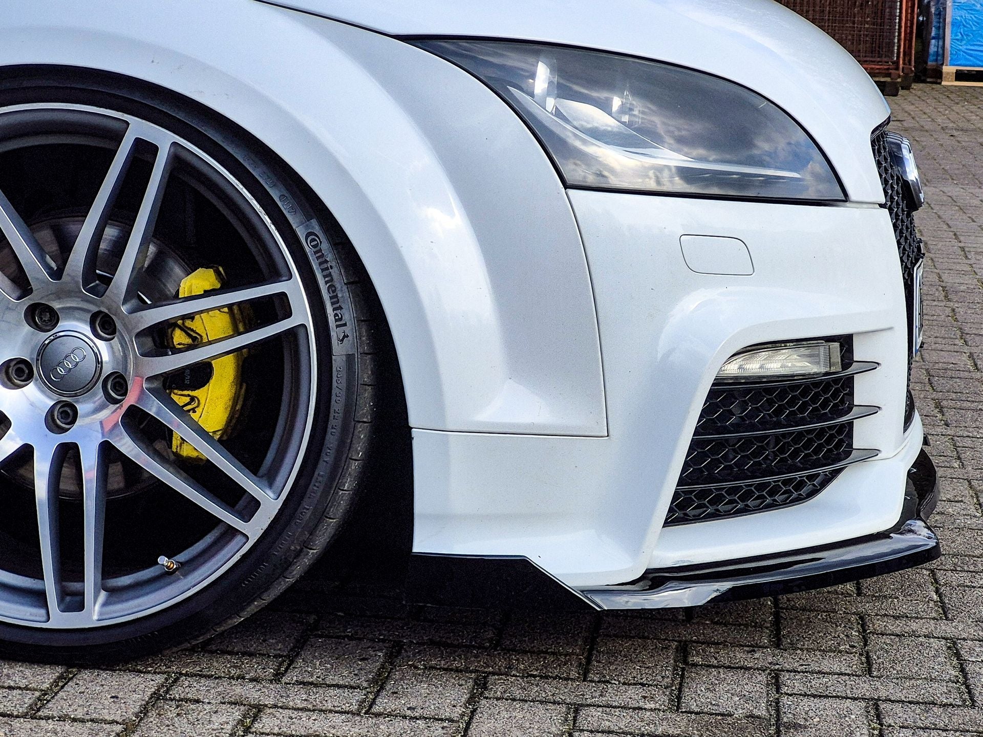 Cup Frontspoilerlippe mit Wings passend für Audi TT RS 8J