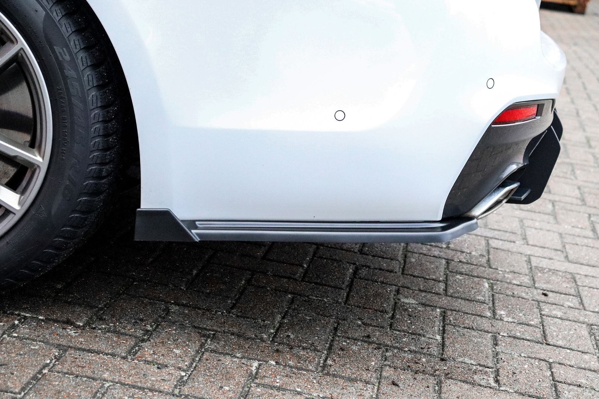Heckansatz Seitenteile mit Wings aus ABS passend für BMW 5er G30 G31 mit M-Paket