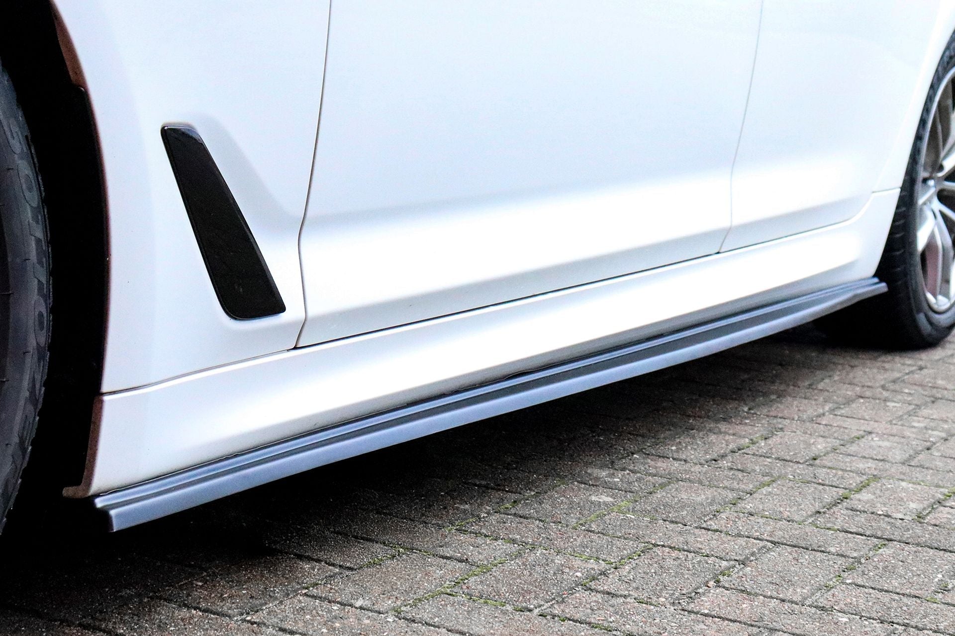 Seitenschweller im Cup Look passend für BMW 5er G30 G31 mit M-Paket