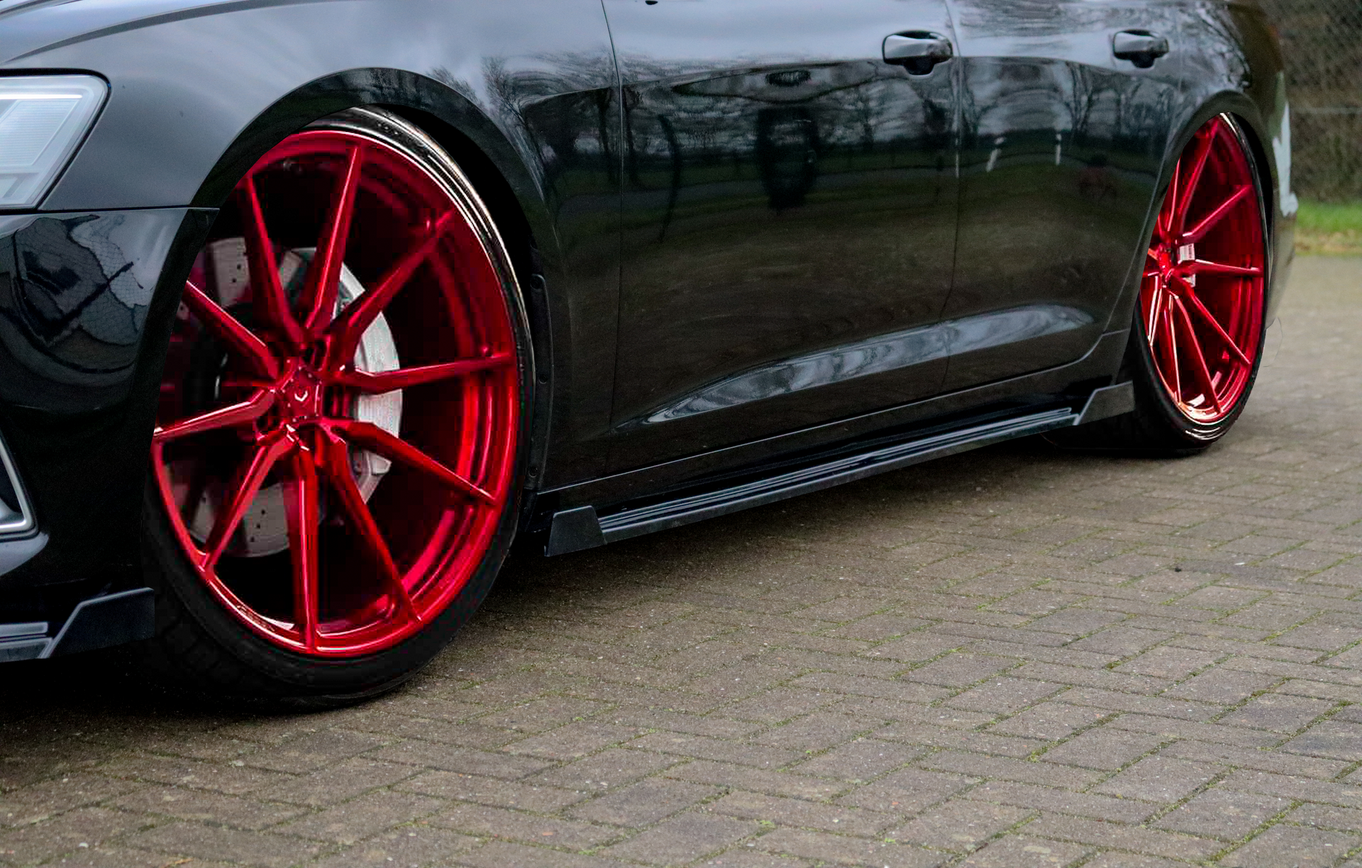 Seitenschwellersatz aus ABS mit seitlichem Wing vorne + hinten passend für Audi A6 C8 Typ F2