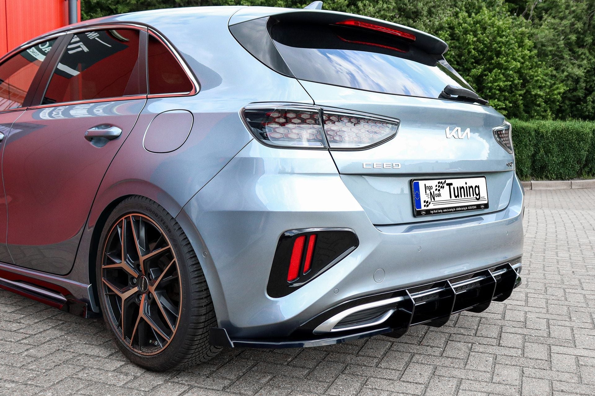 Heckansatz Seitenteile mit Wing + Gefräster Heckansatz aus ABS passend für Kia Ceed SK