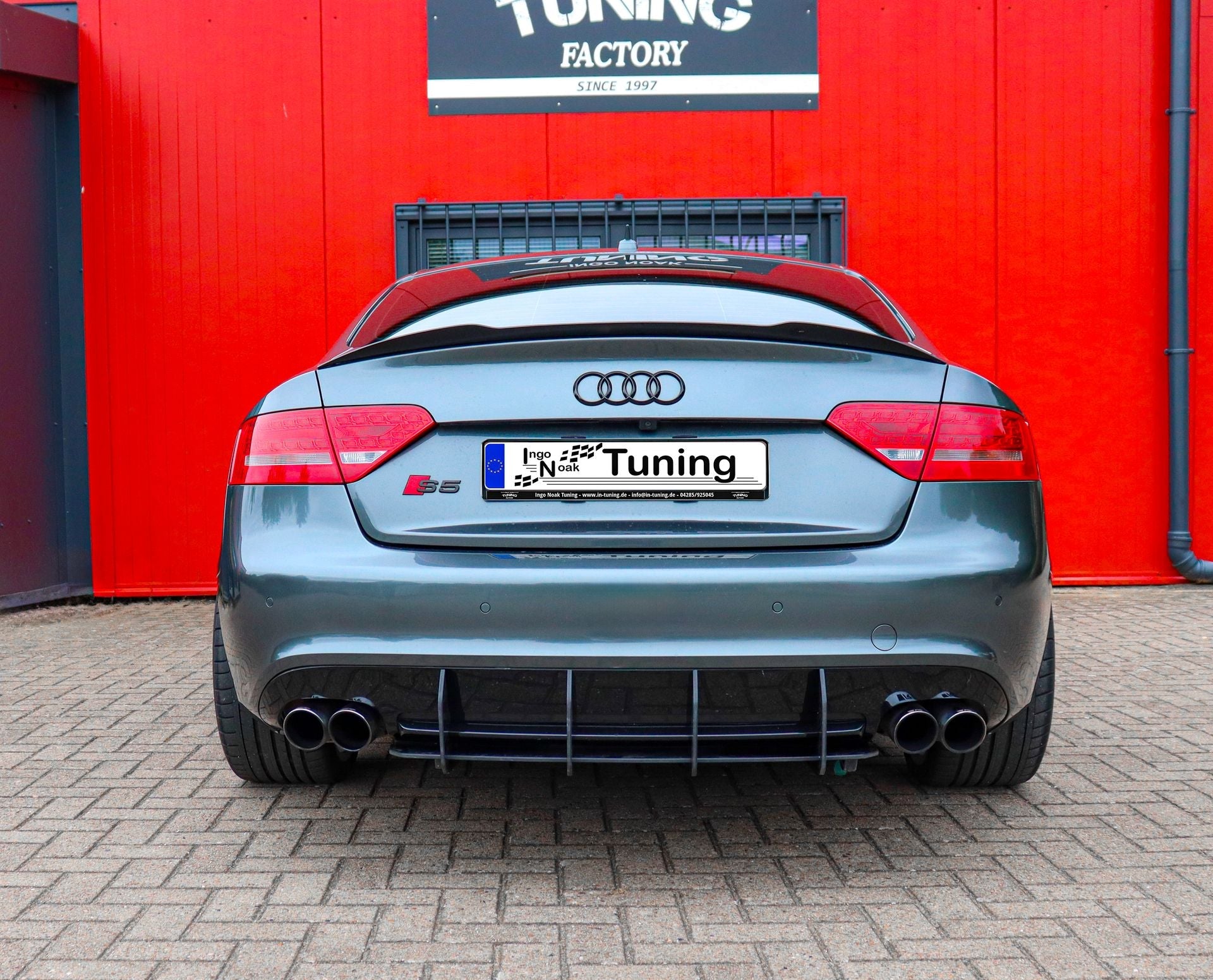 Gefräster Heckansatz aus ABS mit Finnen passend für Audi A5 B8 S-Line