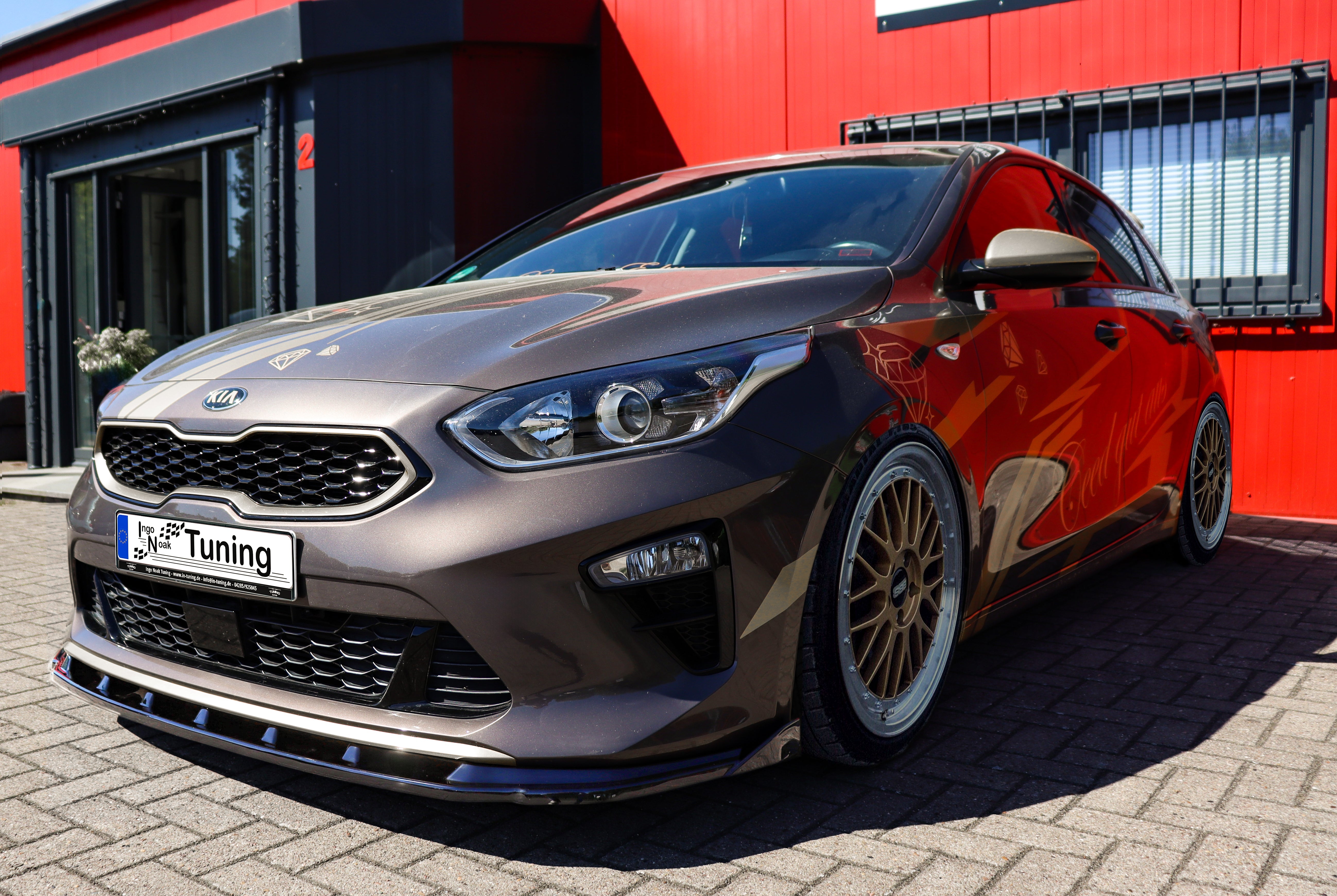 Cup Frontspoilerlippe mit Wing passend für Kia Ceed CD Standard