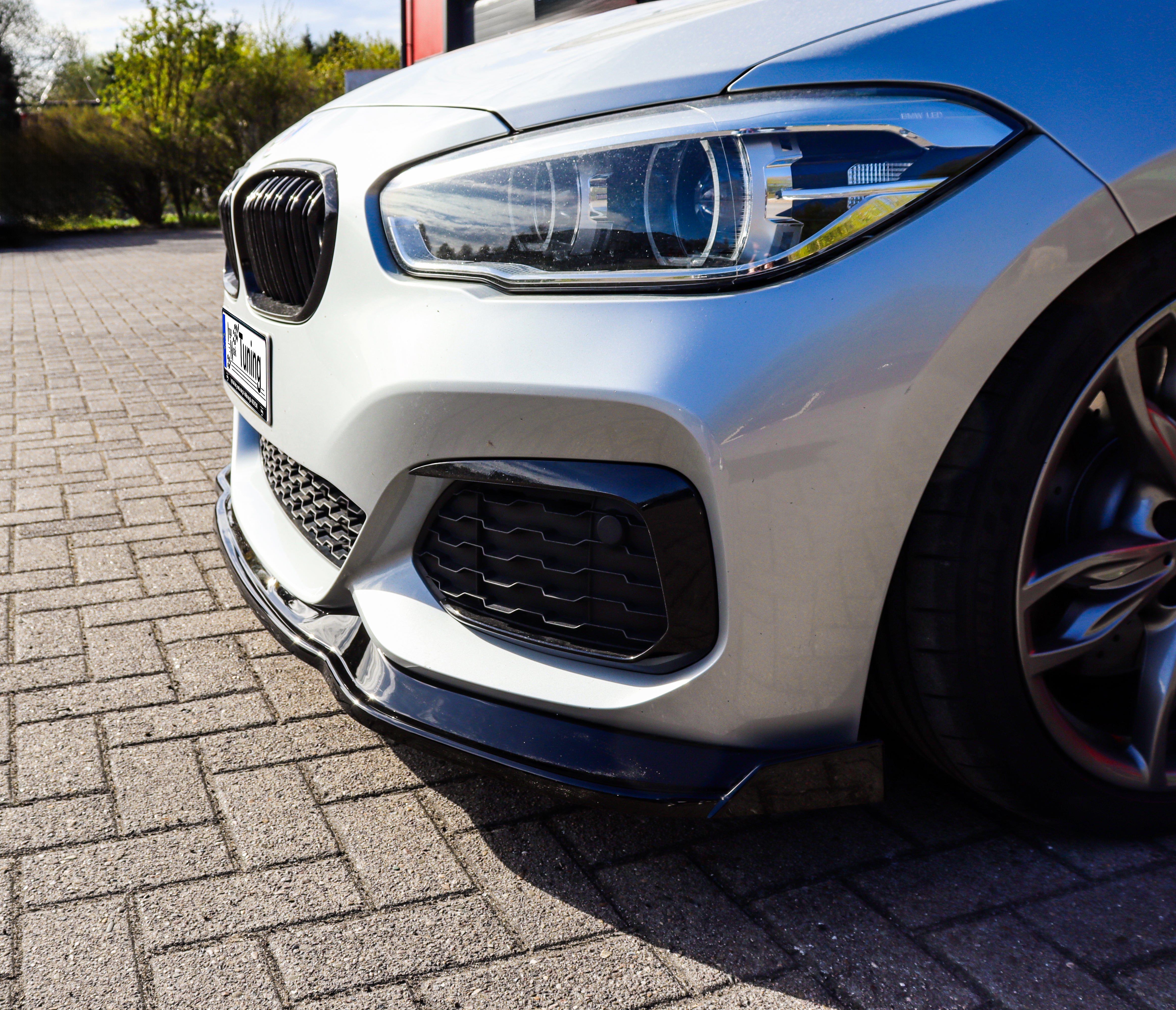 Cup Frontspoilerlippe mit Wing passend für BMW 1er F20 M-140i