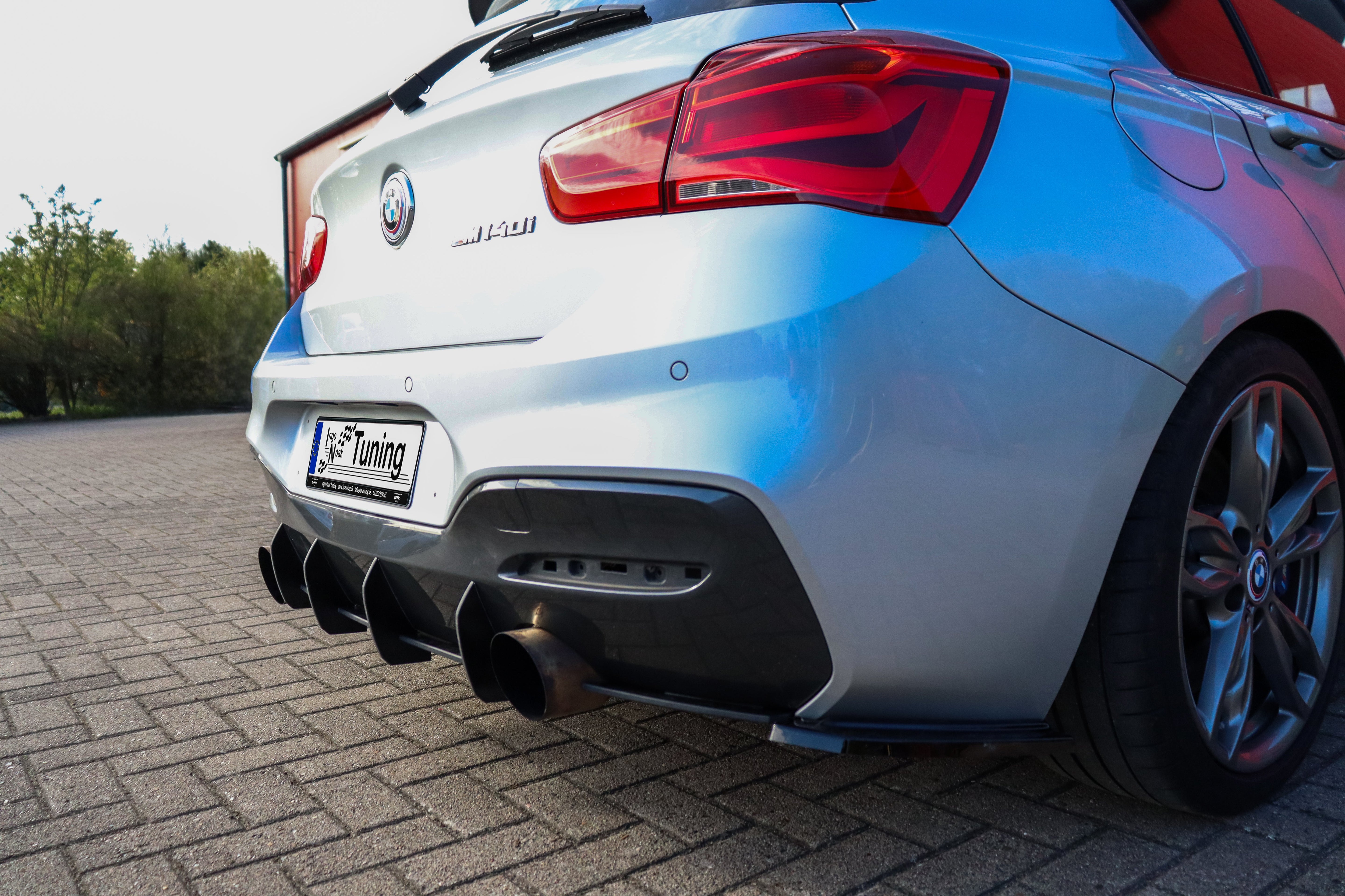 Gefräster Heckansatz passend für BMW 1er F20 M-140i