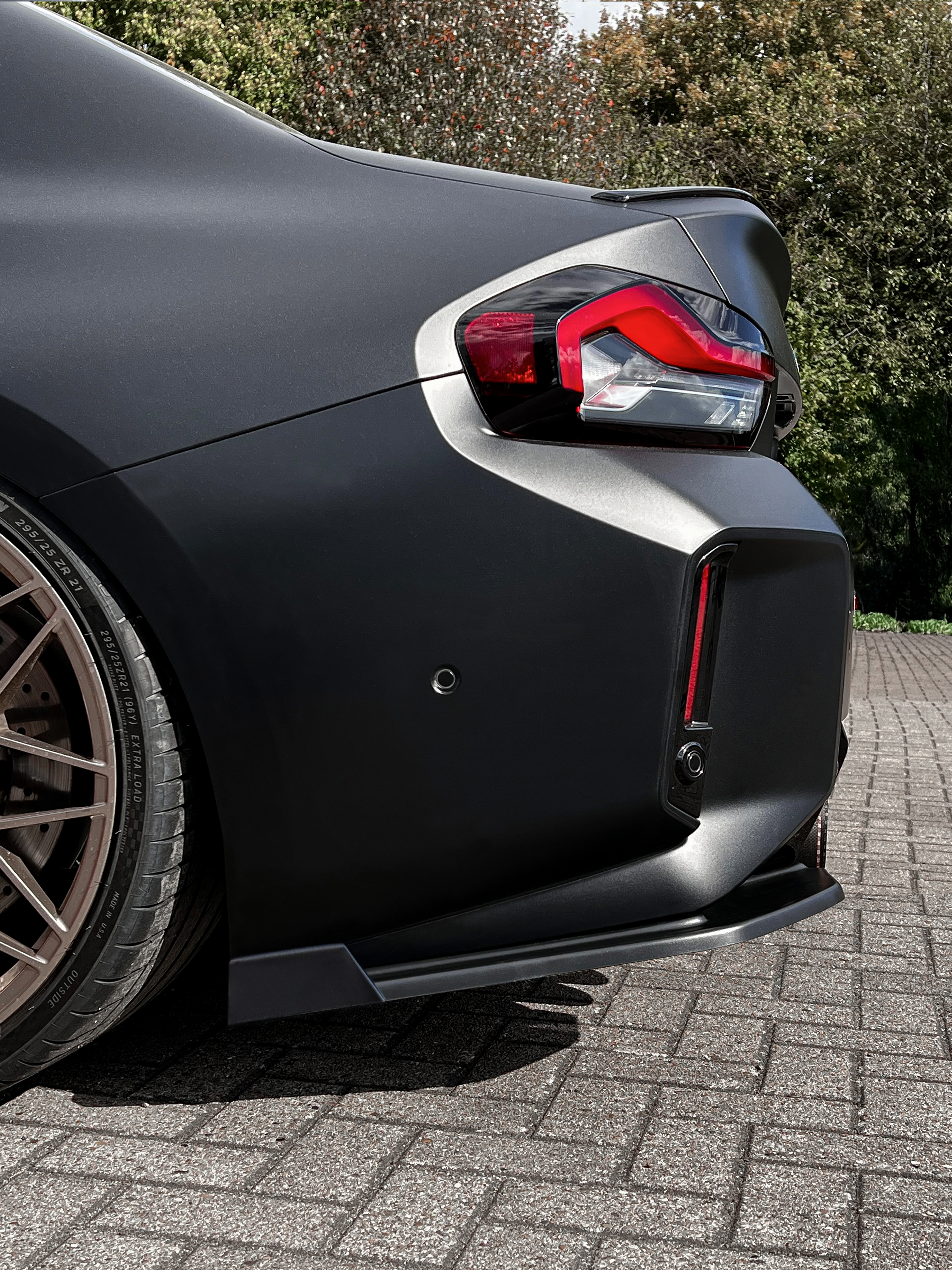 Heckansatz Seitenteile mit Wings aus ABS passend für BMW M2 G87