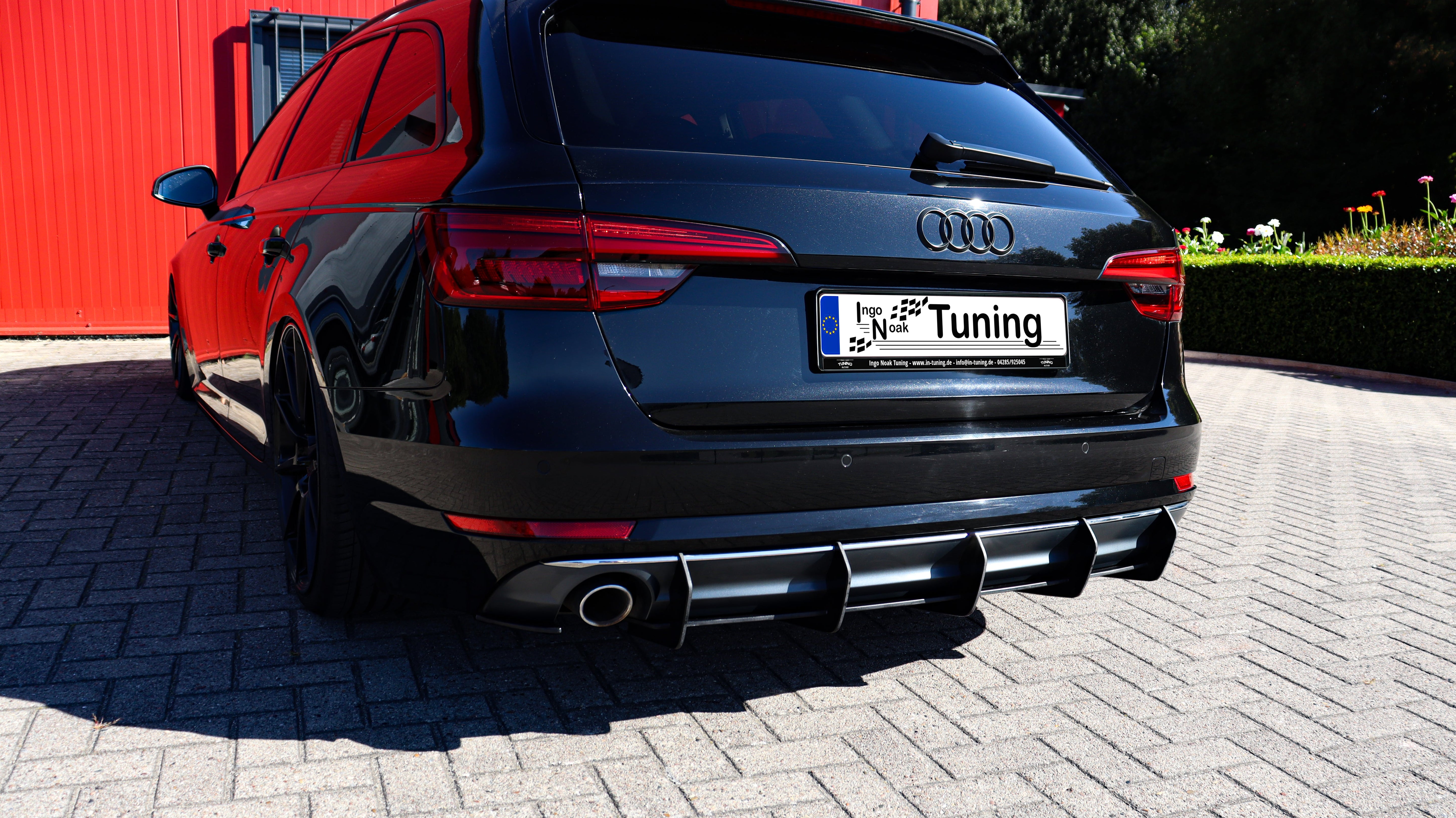 Gefräster Heckansatz aus ABS passend für Audi A4 B9 Vorfacelift Endrohr links