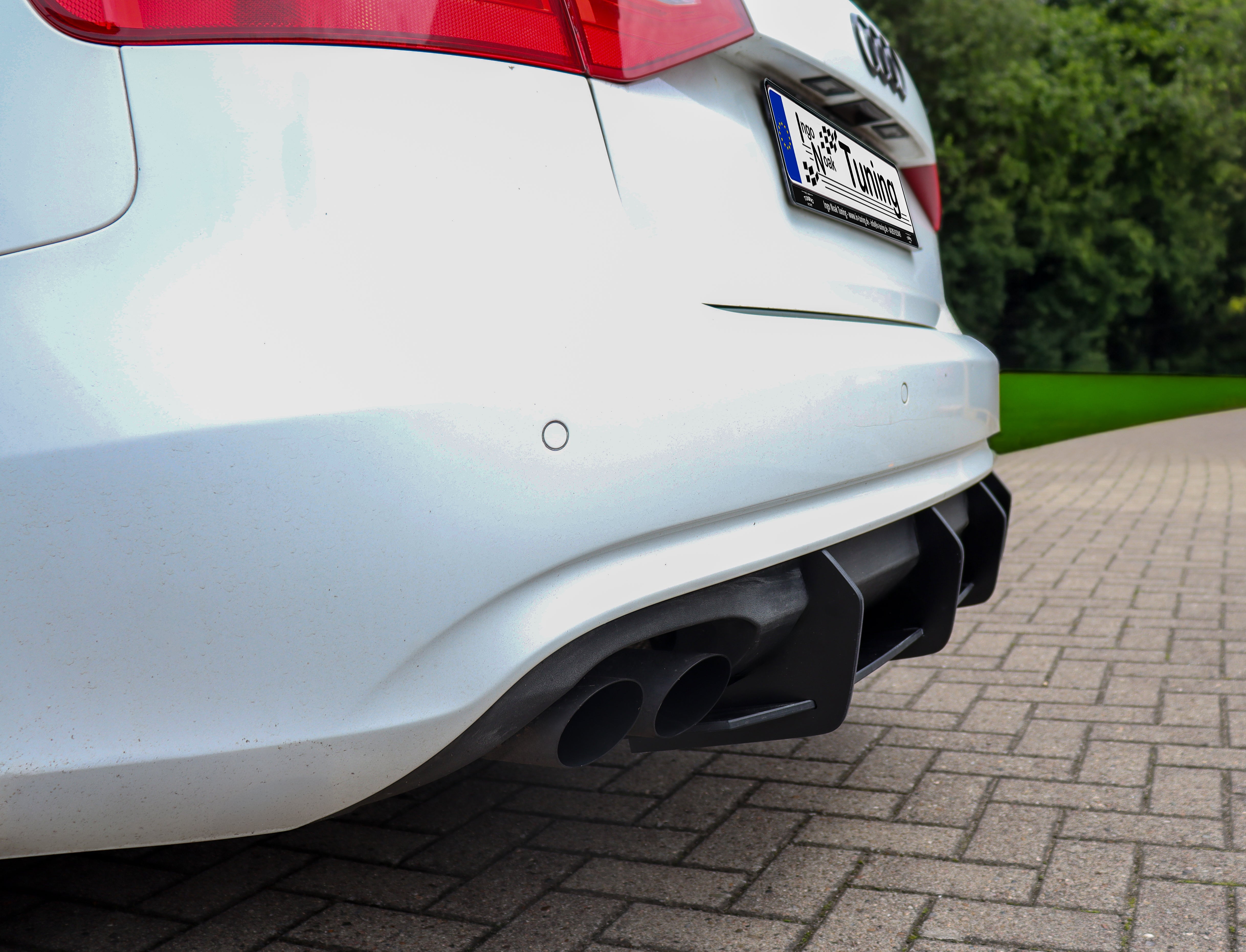 Heckansatz passend für Audi A4 B8 Avant Doppel-Endrohr links Facelift ohne S-Line