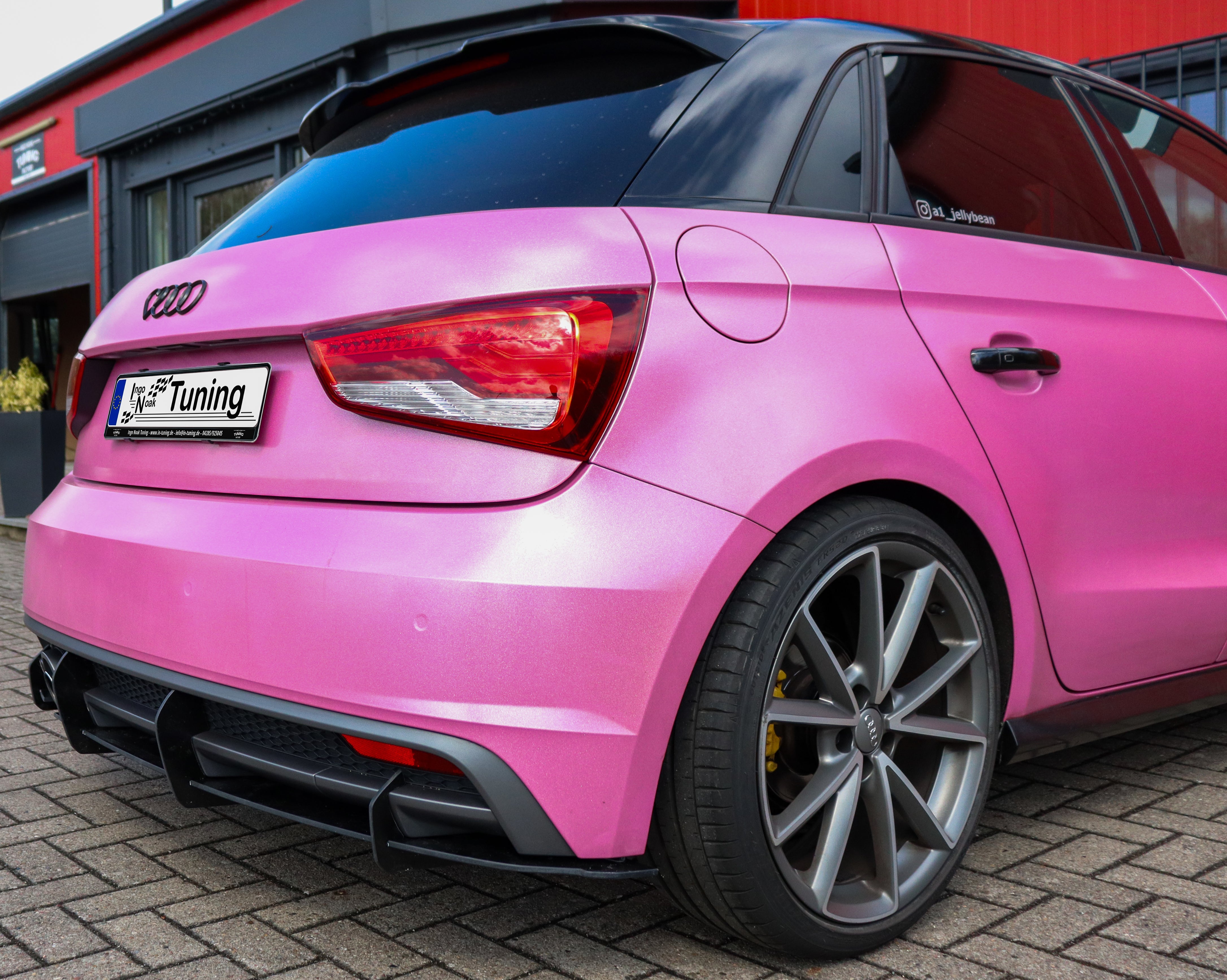 Gefräster Heckansatz passend für Audi A1 8X S-Line