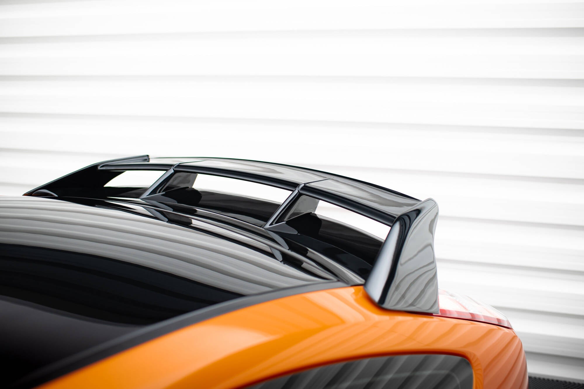 Maxton Design - Dachspoiler für Ford Focus Mk2 / Mk2 FL < RS Look > - Aerowerk.