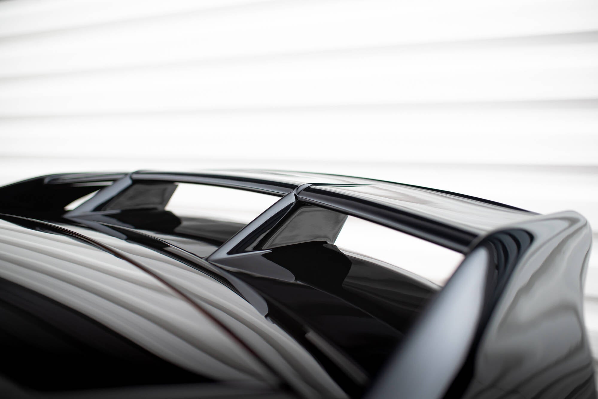 Maxton Design - Dachspoiler für Ford Focus Mk2 / Mk2 FL < RS Look > - Aerowerk.