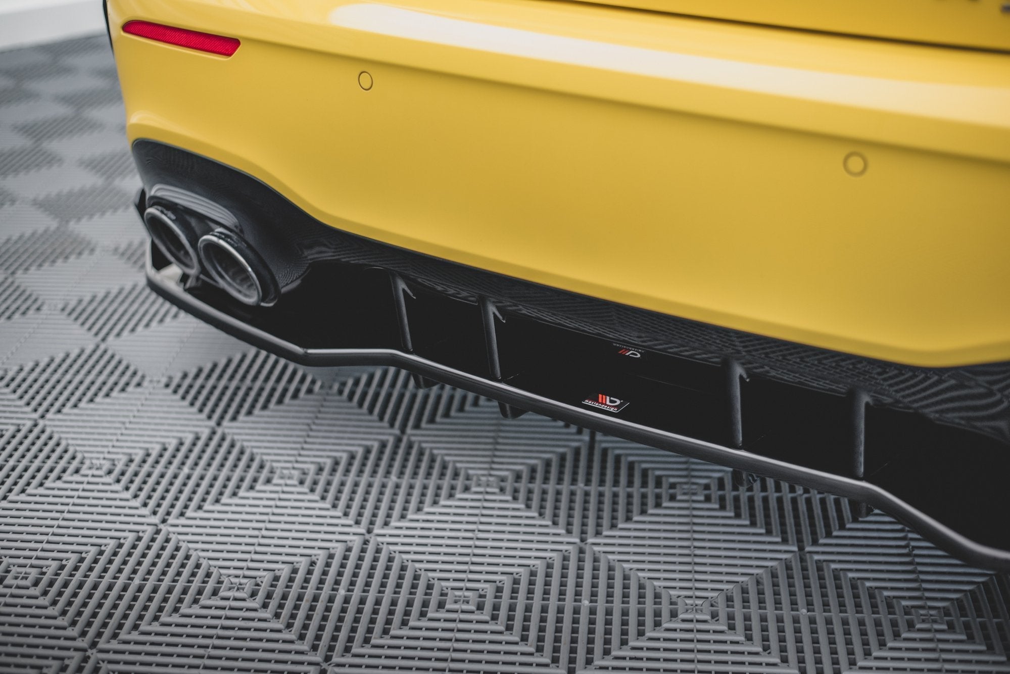 Maxton Design - Diffusor + Flaps für Mercedes - AMG A 45 S Aero Pack W177 - Aerowerk.