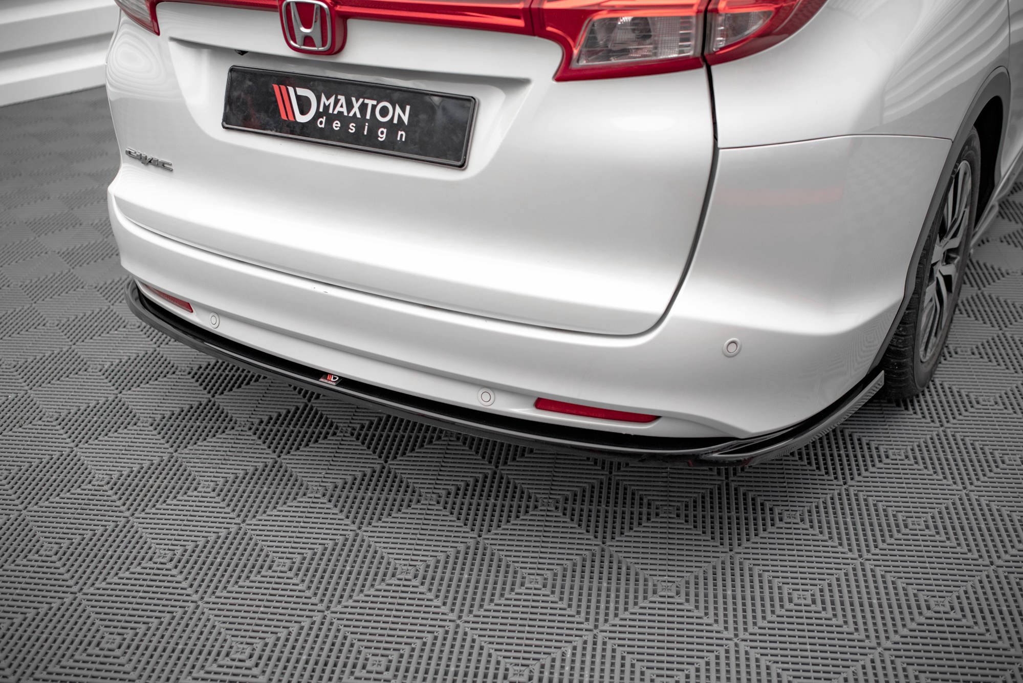 Maxton Design - Diffusor für Honda Civic Tourer Mk9 - Aerowerk.