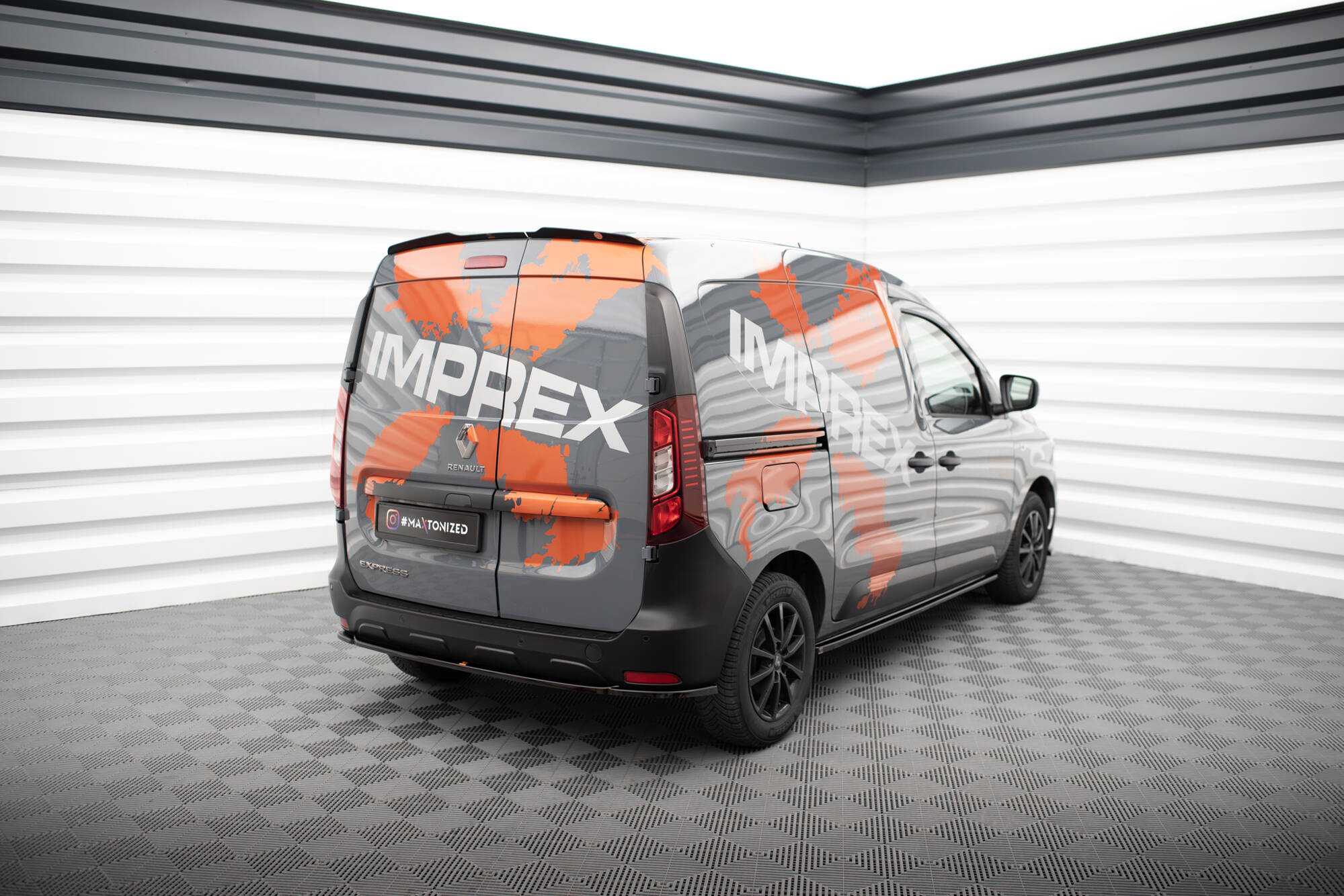 Maxton Design - Diffusor für Renault Express Mk2 - Aerowerk.