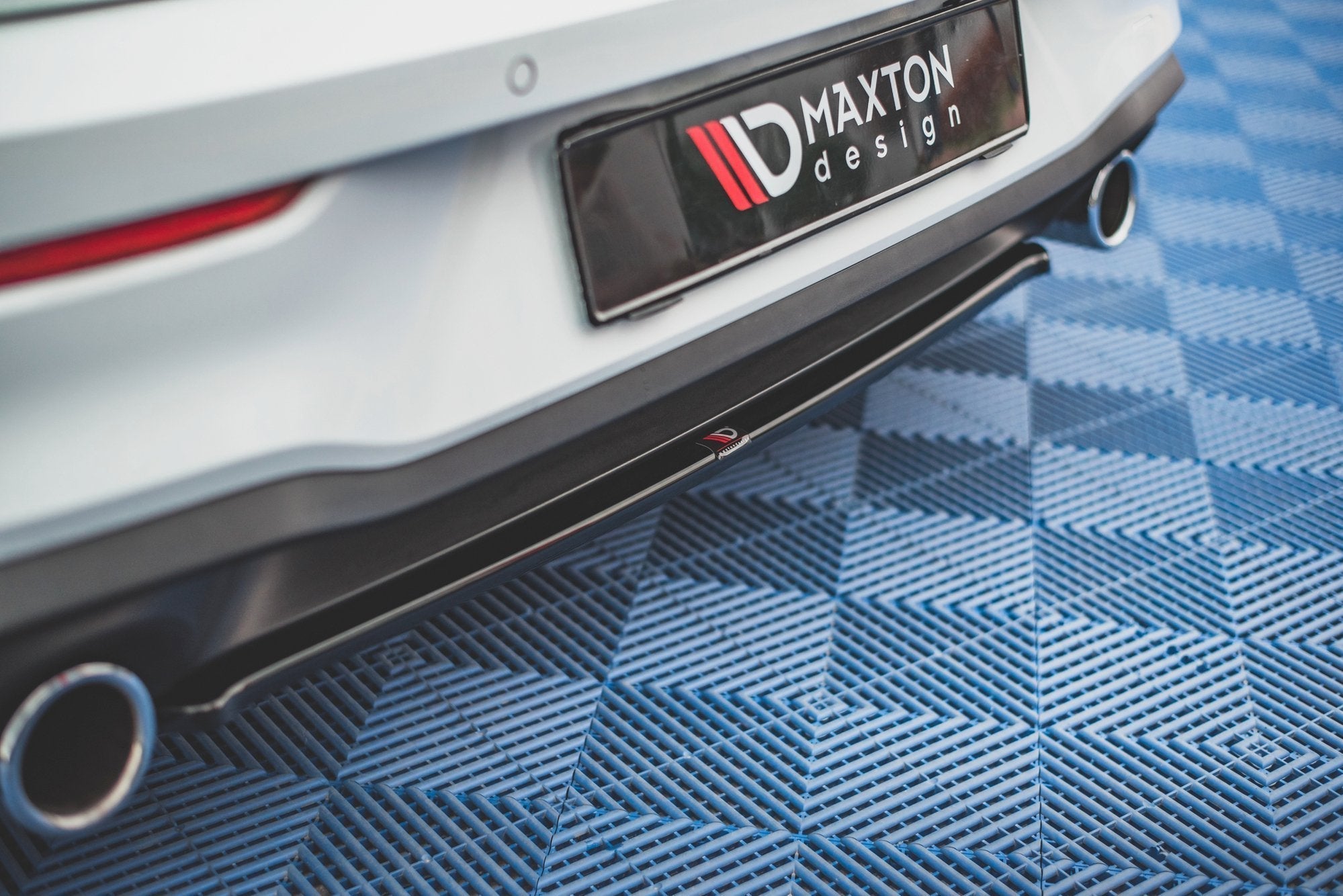 Maxton Design - Diffusor für VW Golf GTI Mk8 - Aerowerk.