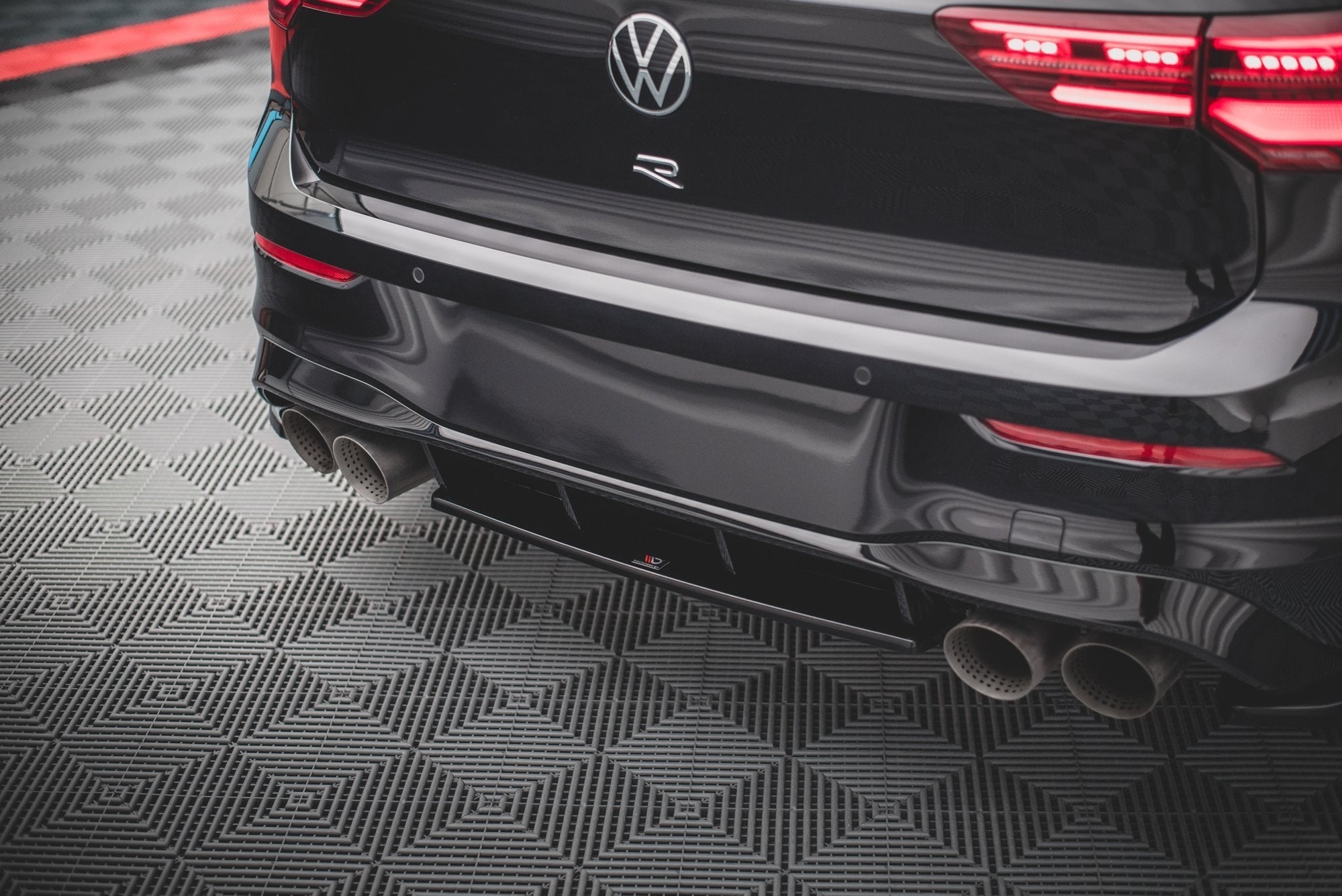 Maxton Design - Diffusor für VW Golf R Mk8 - Aerowerk.