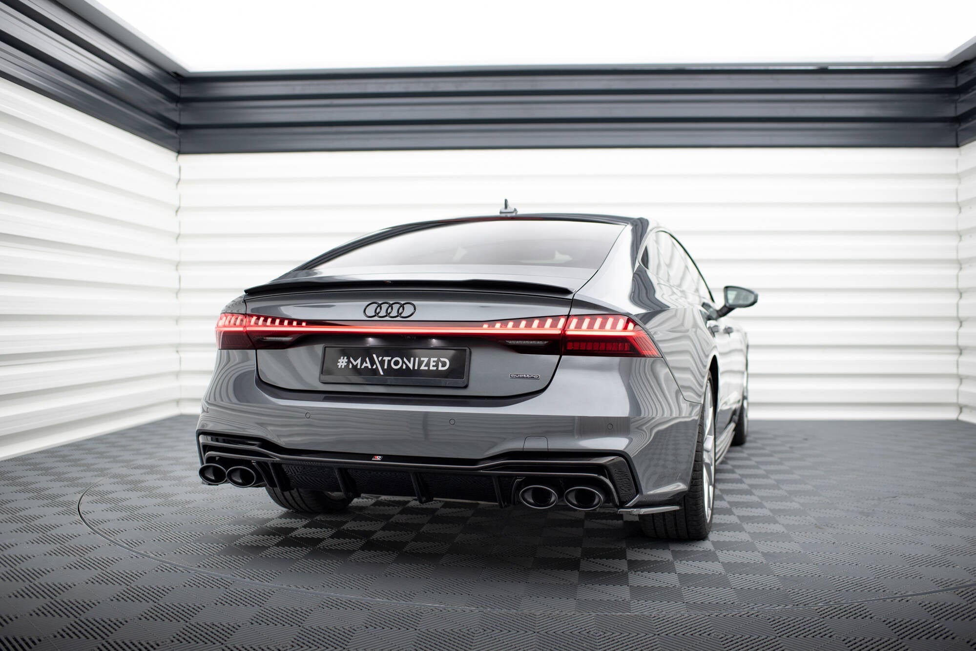 Maxton Design - Diffusor Heck Ansatz + Endrohre für Audi A7 S - Line C8 / S7 C8 / C8 Facelift / S7 Facelift - Aerowerk.