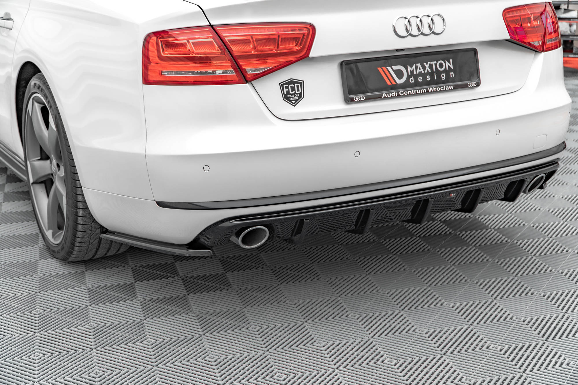 Maxton Design - Diffusor Heck Ansatz für Audi A8 D4 - Aerowerk.
