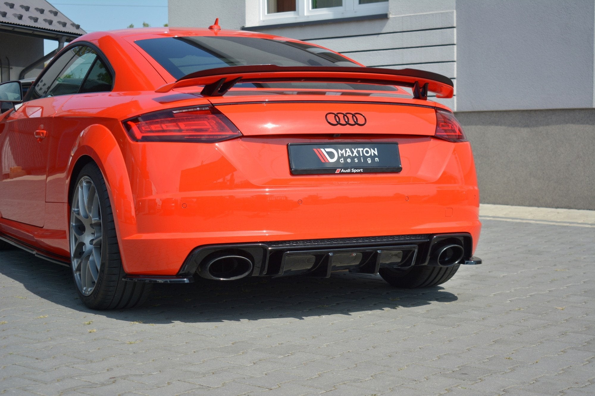 Maxton Design - Diffusor Heck Ansatz für Audi TT RS 8S - Aerowerk.