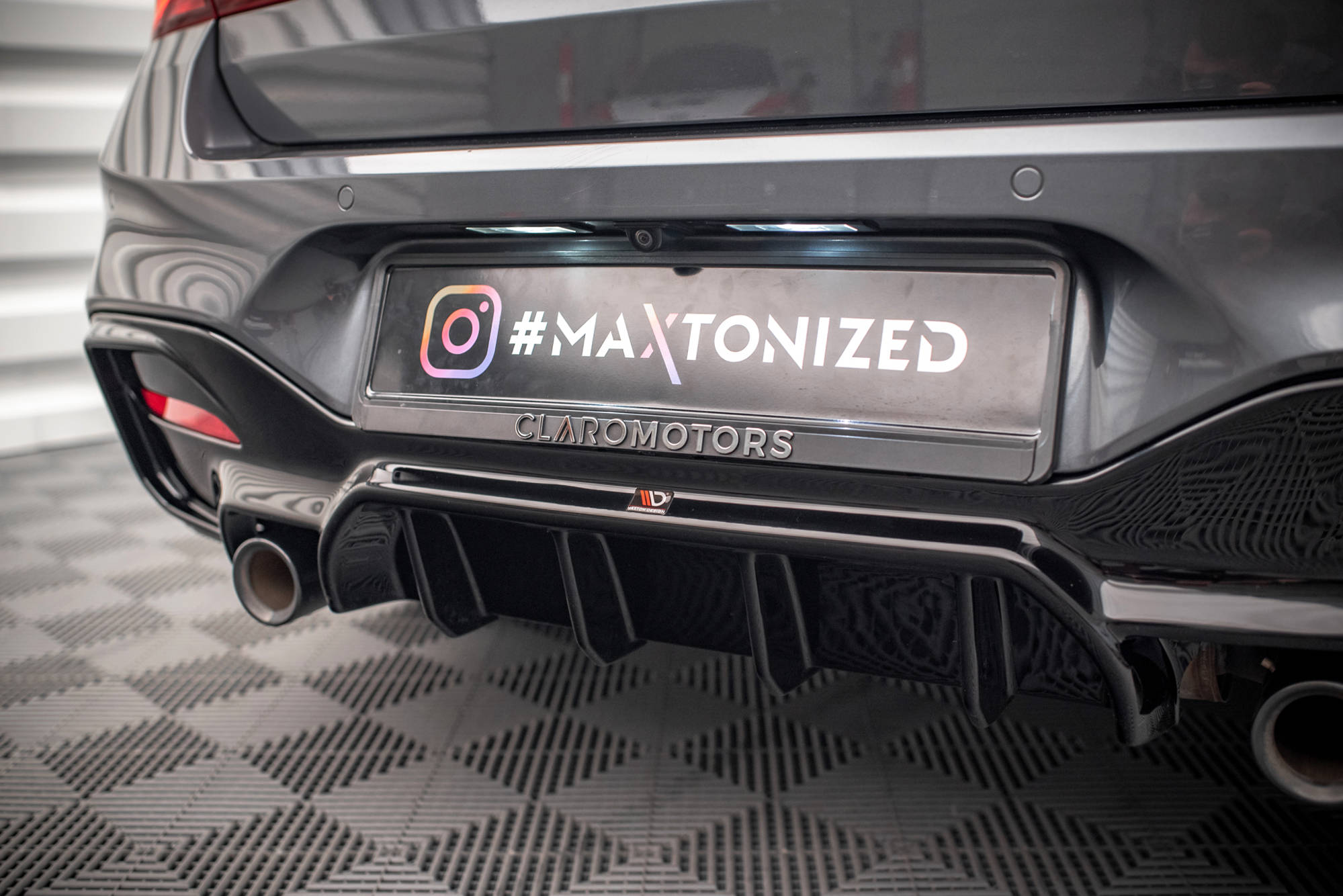 Maxton Design - Diffusor Heck Ansatz für Bmw 1 F20/ F21 Facelift M - Power - Aerowerk.