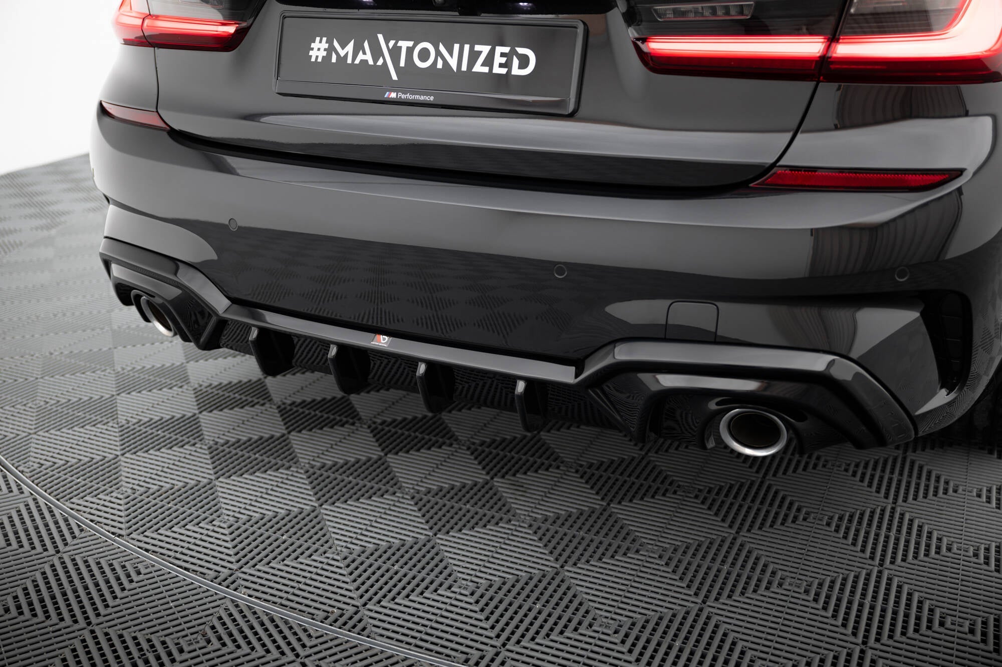 Maxton Design - Diffusor Heck Ansatz für BMW 3er M - Paket G20 / G21 - Aerowerk.