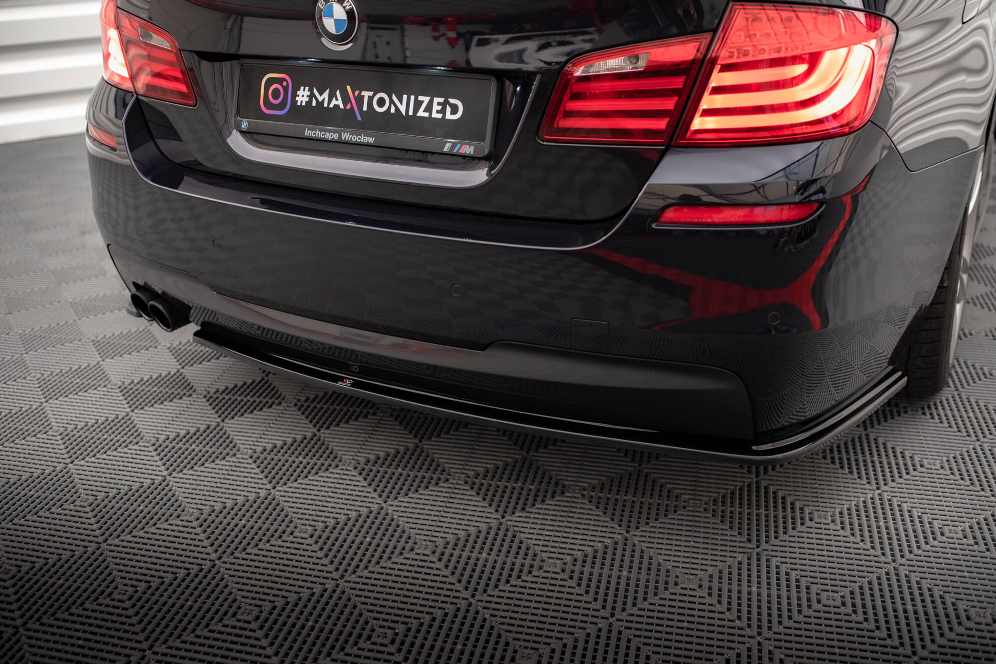 Maxton Design - Diffusor Heck Ansatz für BMW 5er M - Paket F10 / F11 - Aerowerk.