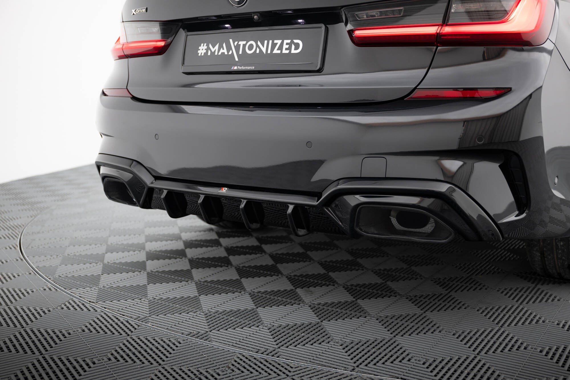 Maxton Design - Diffusor Heck Ansatz für BMW M340i G20 / G21 - Aerowerk.