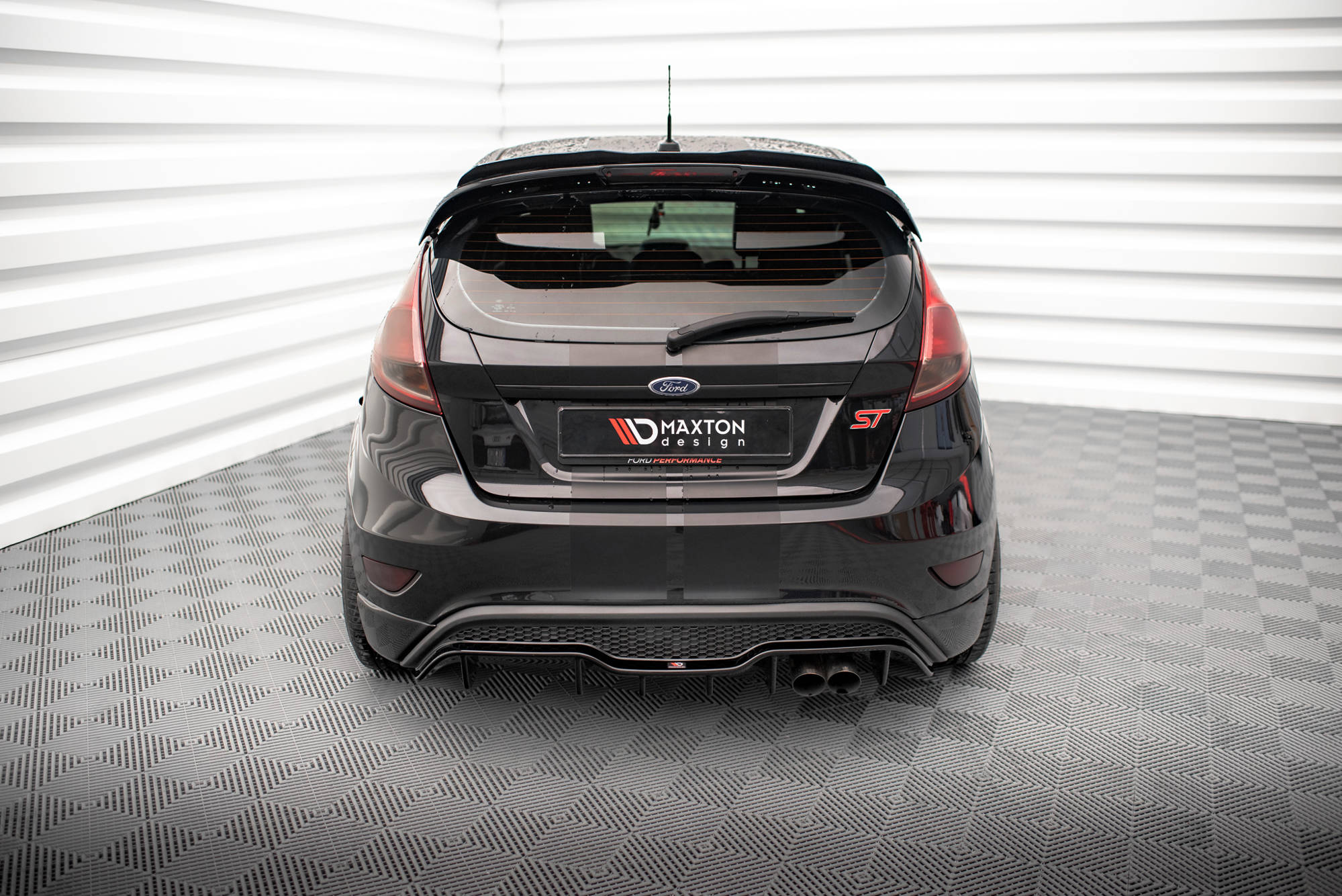 Maxton Design - Diffusor Heck Ansatz für Ford Fiesta ST (5 - Türige version) Mk7 Facelift - Aerowerk.