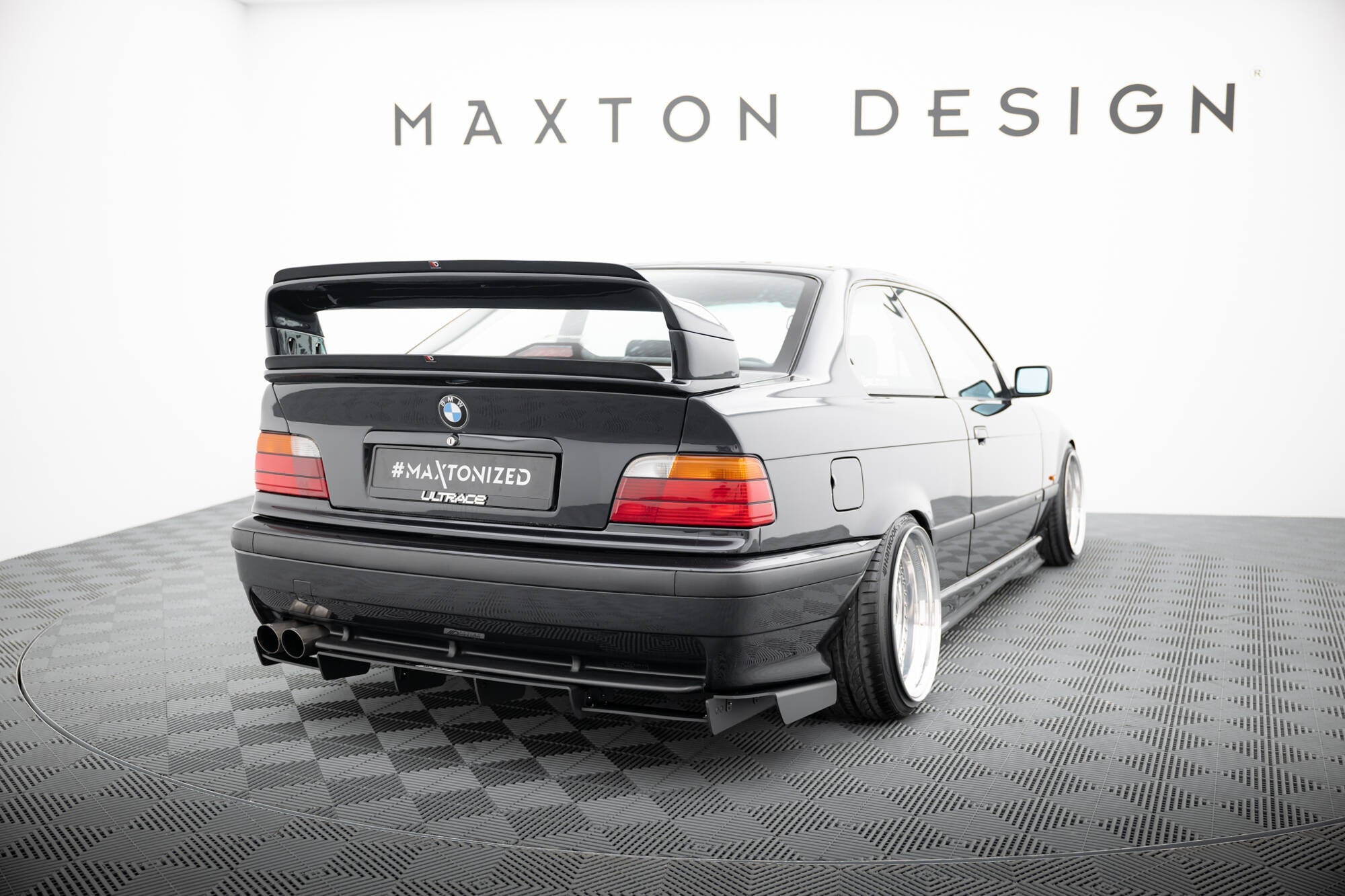 Maxton Design - Diffusor Heck Ansatz für Heckschürze für BMW M3 / 3er M - Paket E36 Coupe - Aerowerk.