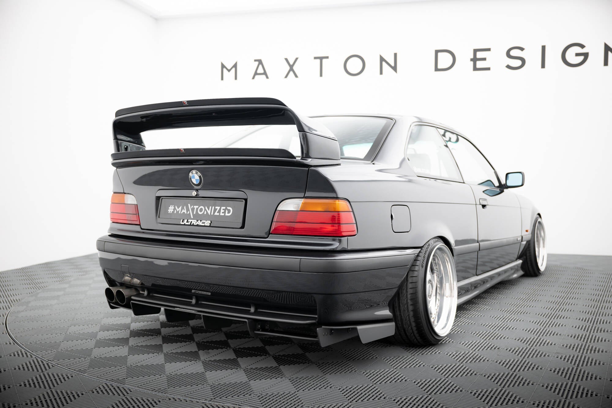 Maxton Design - Diffusor Heck Ansatz für Heckschürze für BMW M3 / 3er M - Paket E36 Coupe - Aerowerk.