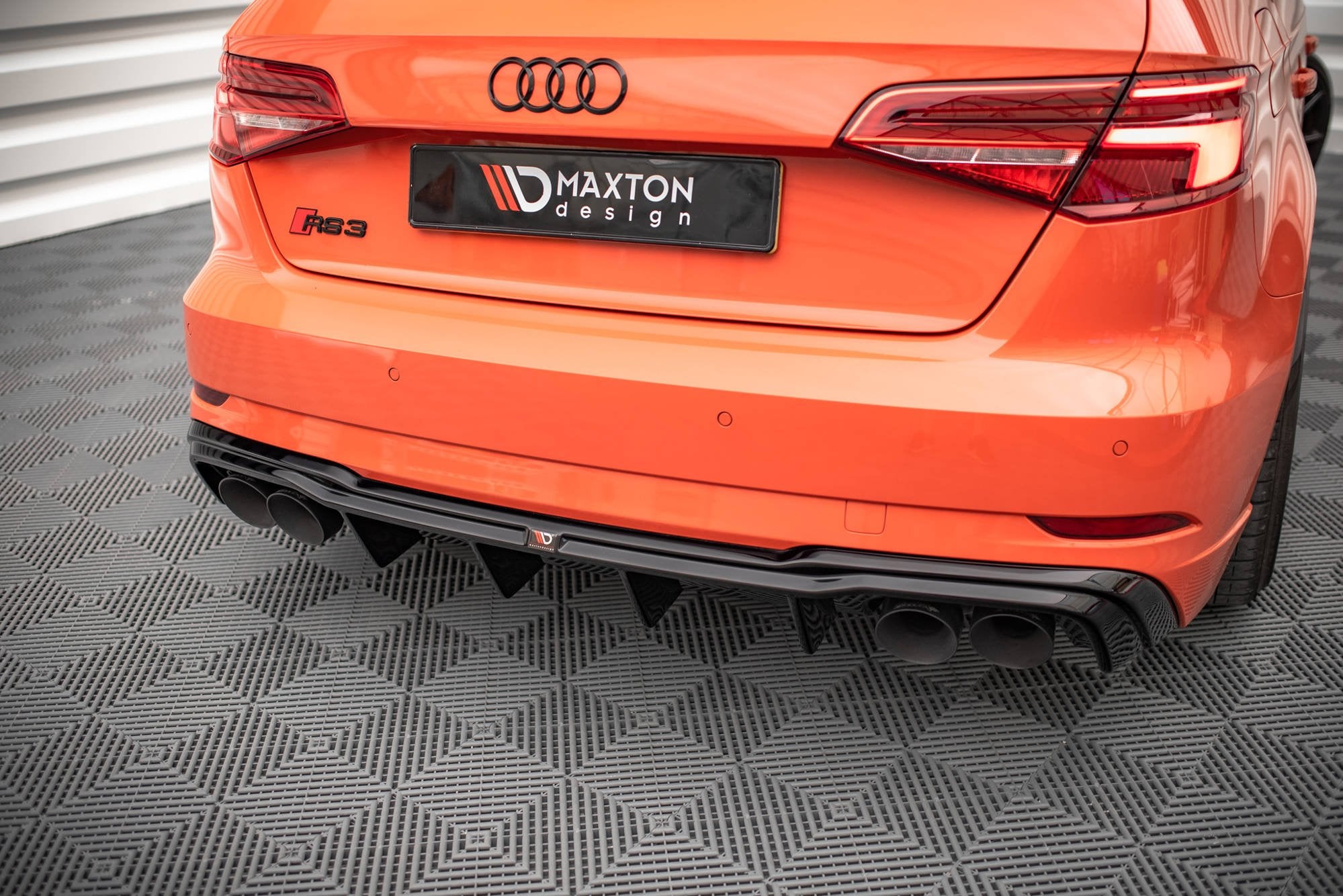 Maxton Design - Diffusor Heck Ansatz für + Milltek Sport Auspuffverlängerung Audi RS3 Sportback 8V Facelift - Aerowerk.