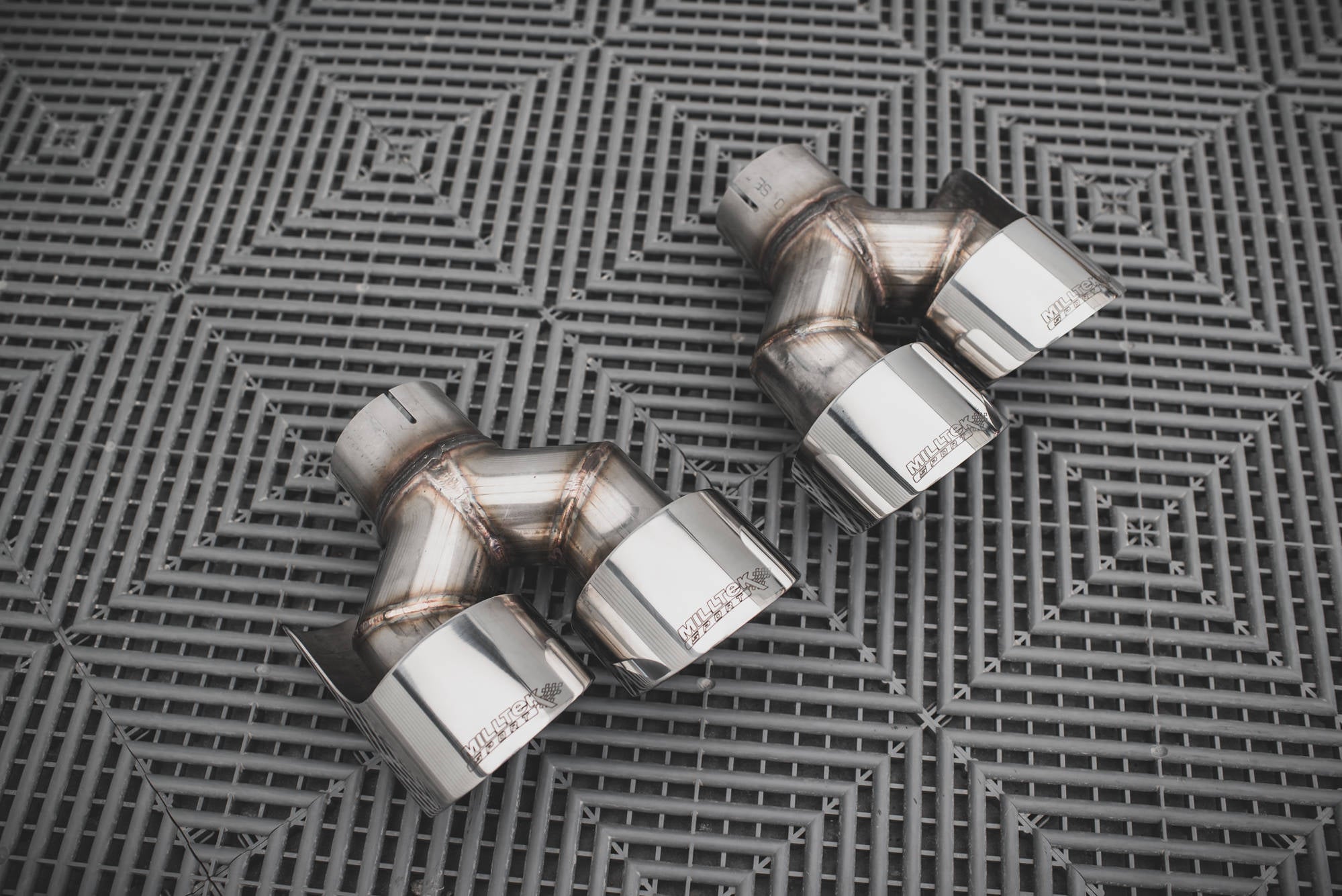 Maxton Design - Diffusor Heck Ansatz für + Milltek Sport Auspuffverlängerung Audi RS3 Sportback 8V Facelift - Aerowerk.