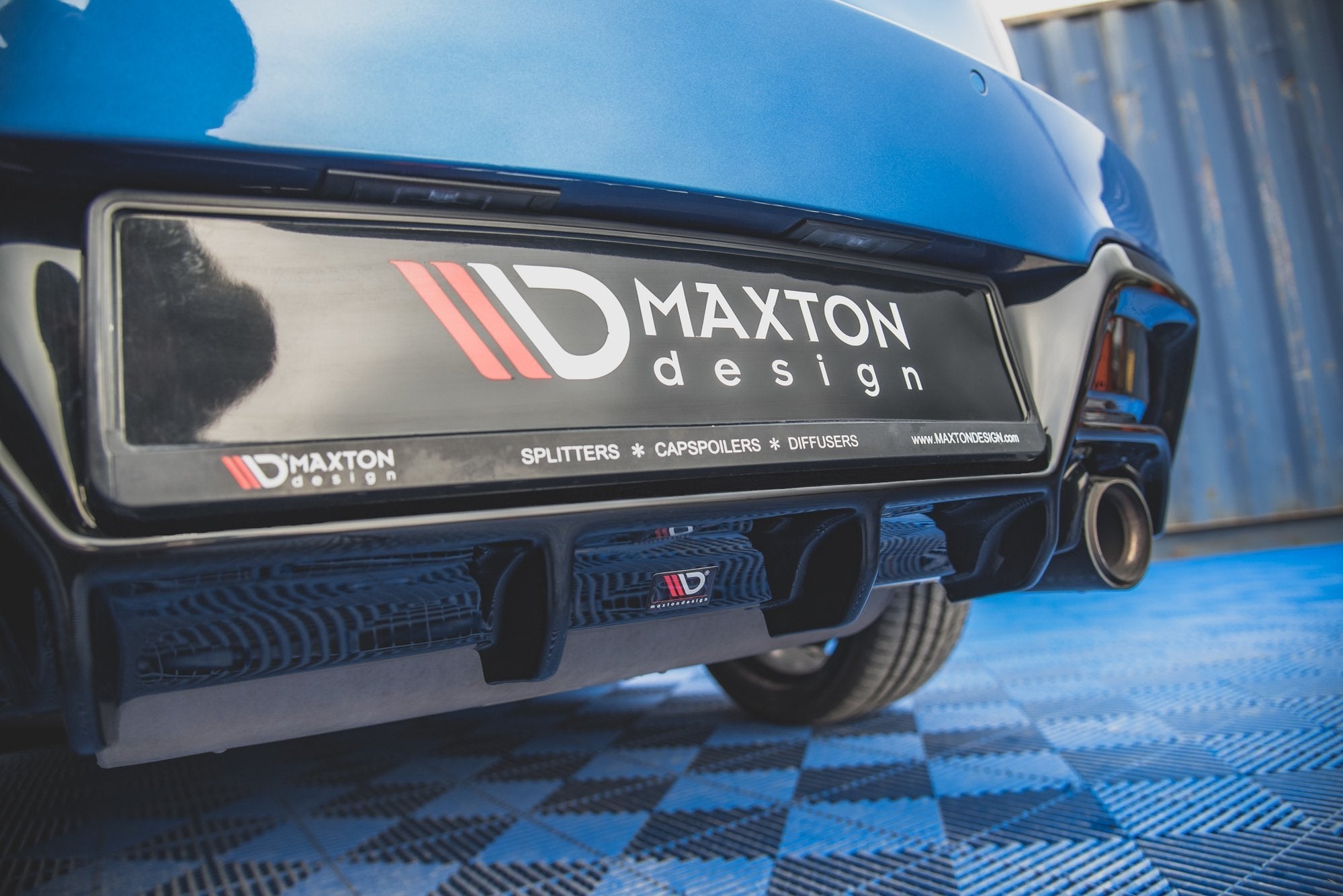 Maxton Design - Diffusor V1 Heck Ansatz für BMW M135i F20 - Aerowerk.