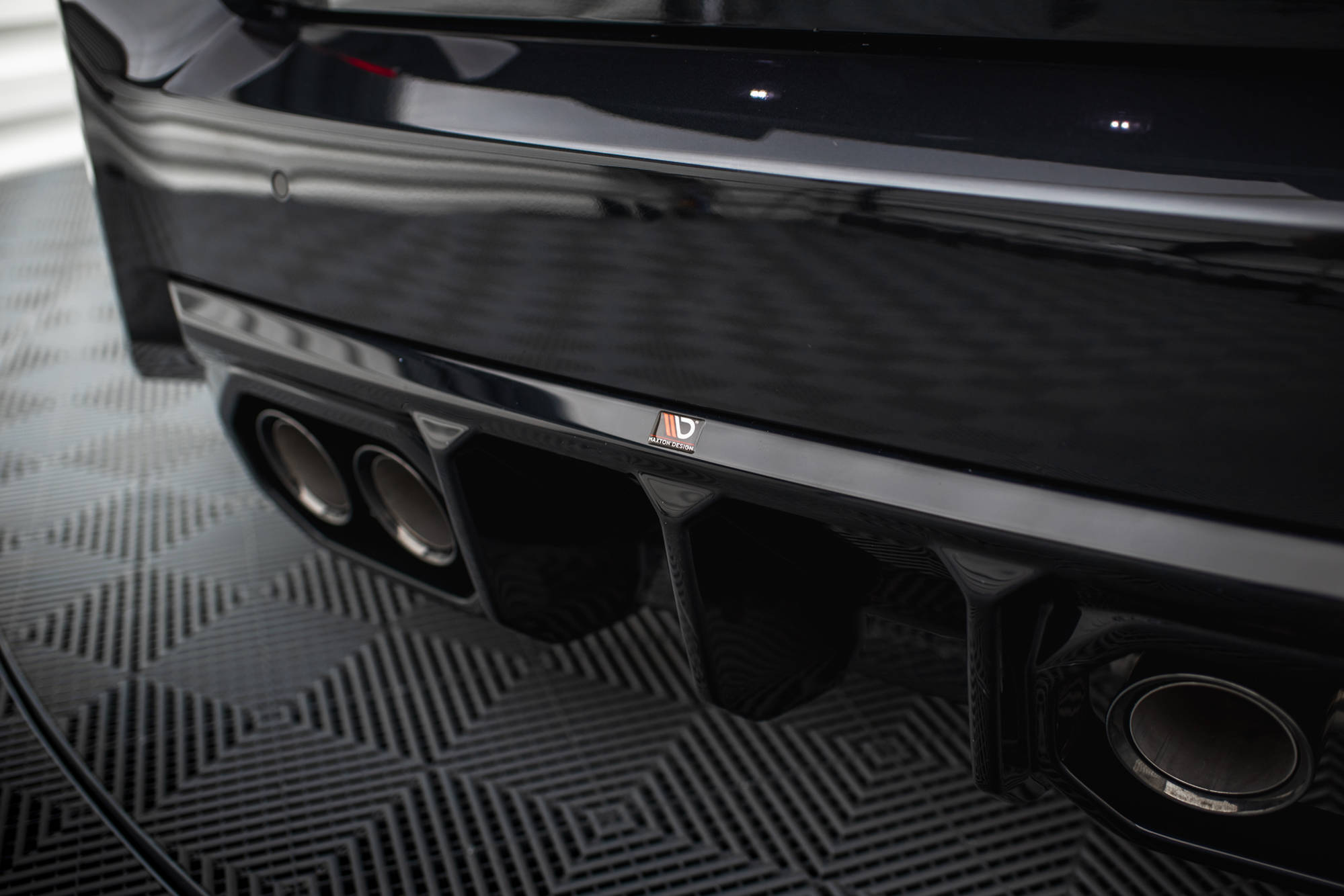 Maxton Design - Diffusor V.2 Heck Ansatz für BMW M2 G87 - Aerowerk.