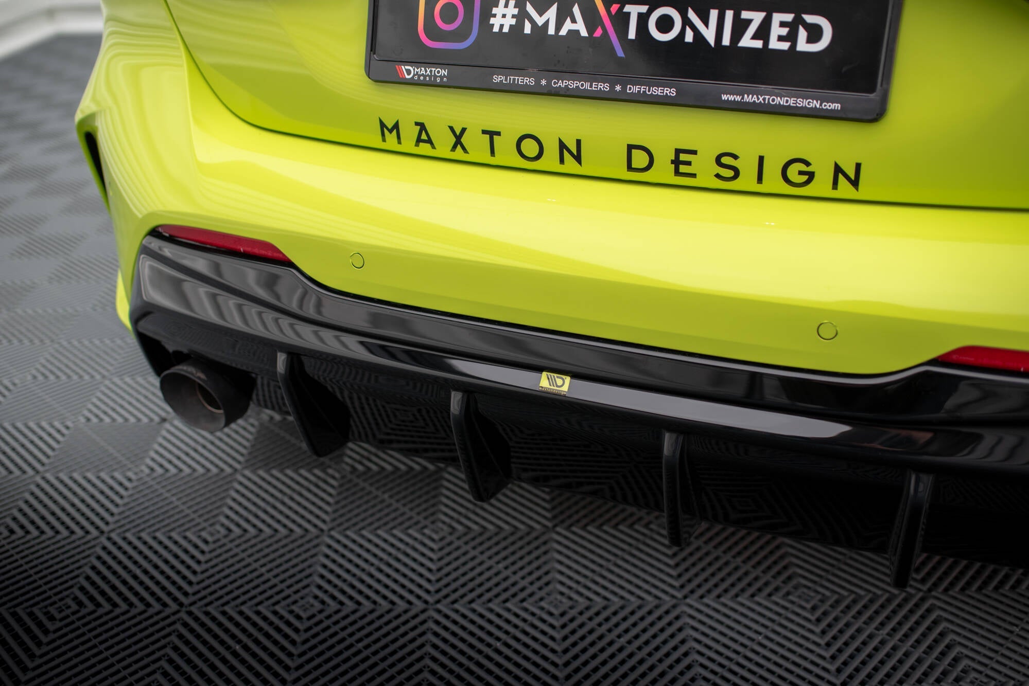 Maxton Design - Diffusor V.3 Heck Ansatz für BMW 1er F40 M - Paket/ M135i / 128ti (Einzelauspuff links & rechts) - Aerowerk.