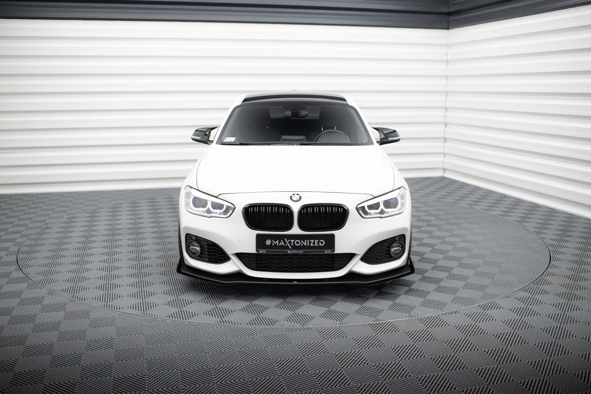 Maxton Design - Flaps für BMW 1er F20 M - Paket Facelift / M140i - Aerowerk.