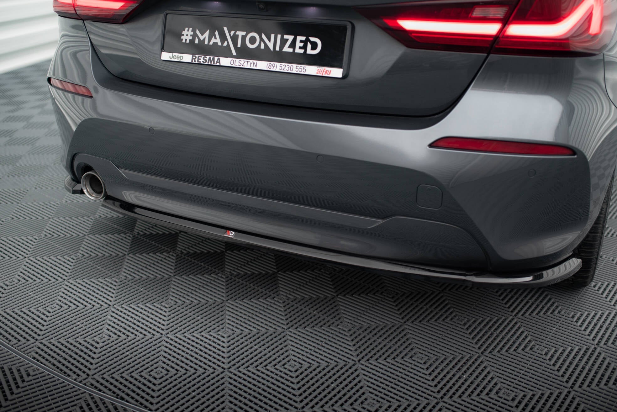 Maxton Design - Flaps Heckansatz Diffusor für BMW 1er F40 - Aerowerk.
