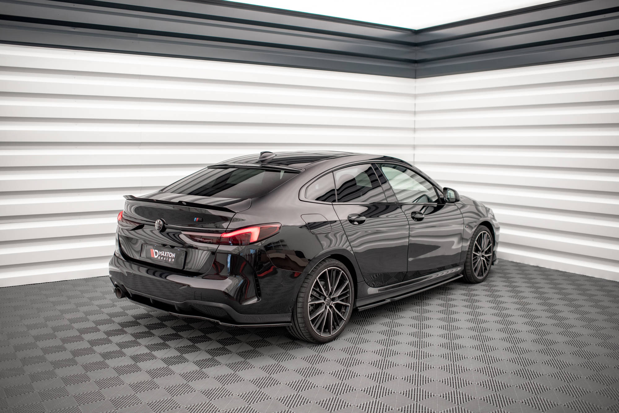 Maxton Design - Flaps Heckansatz Diffusor für BMW 2 Gran Coupe M - Paket F44 - Aerowerk.