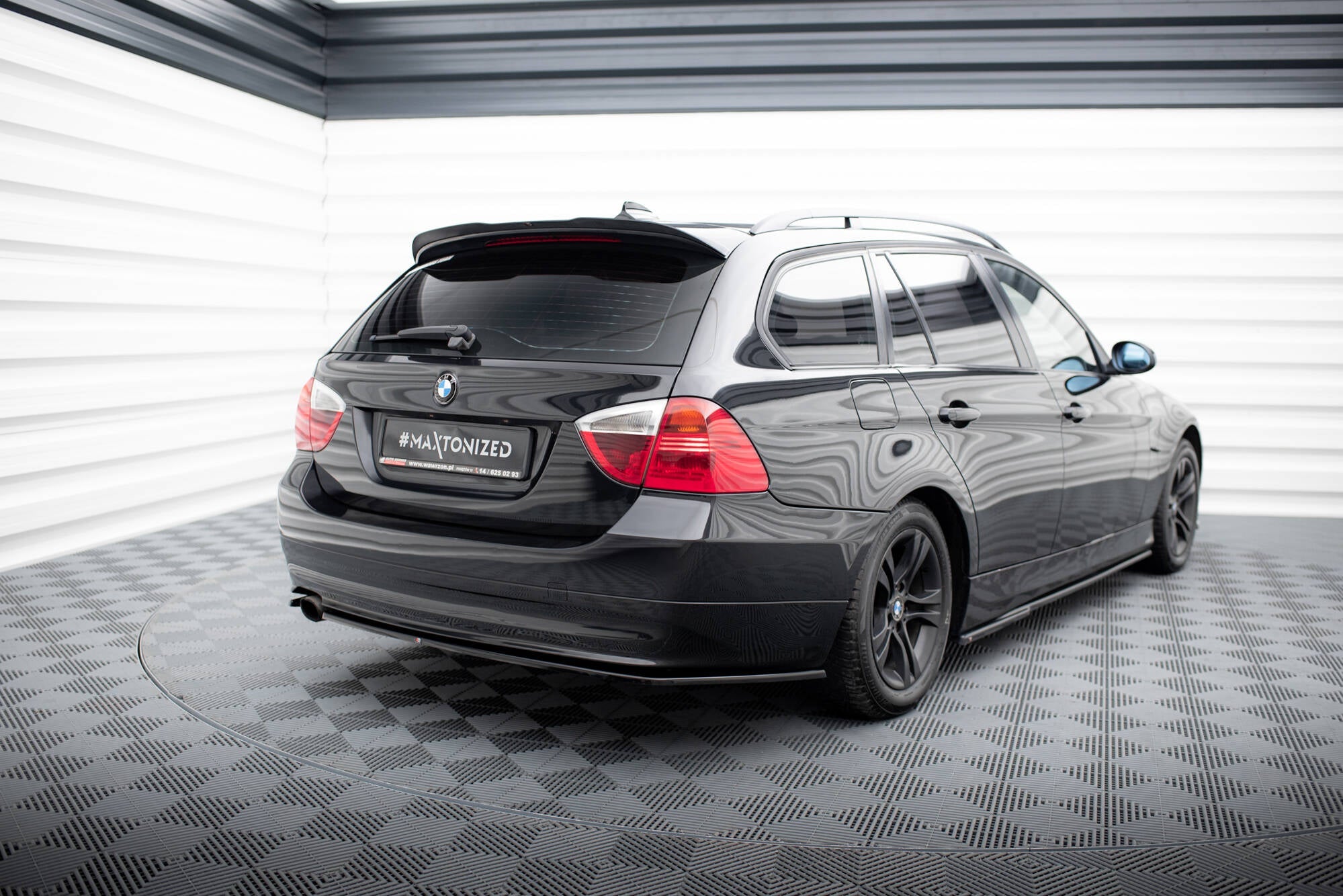 Maxton Design - Flaps Heckansatz Diffusor für BMW 3er Touring E91 - Aerowerk.