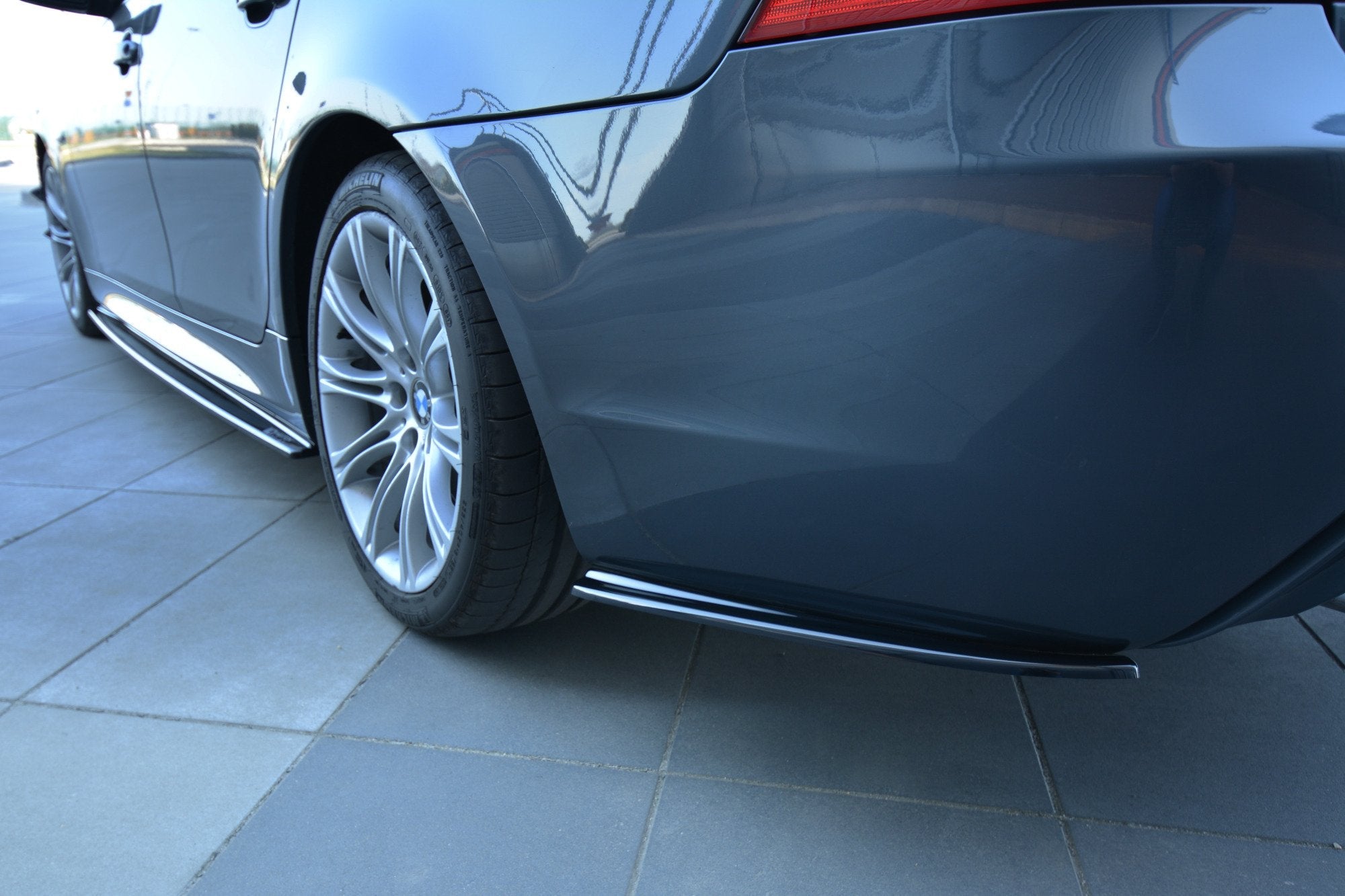 Maxton Design - Flaps Heckansatz Diffusor für BMW 5er E60/E61 M Paket - Aerowerk.