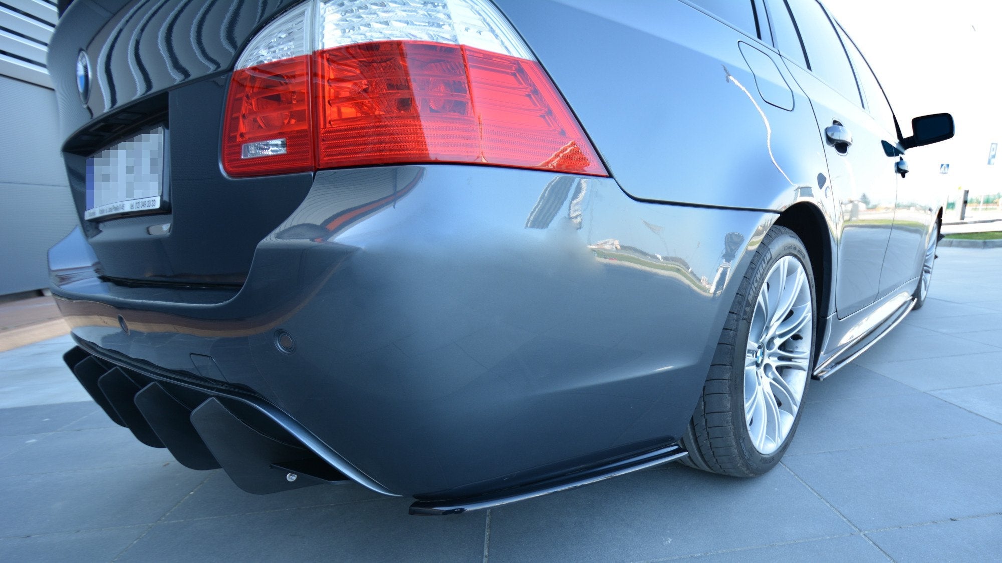 Maxton Design - Flaps Heckansatz Diffusor für BMW 5er E60/E61 M Paket - Aerowerk.