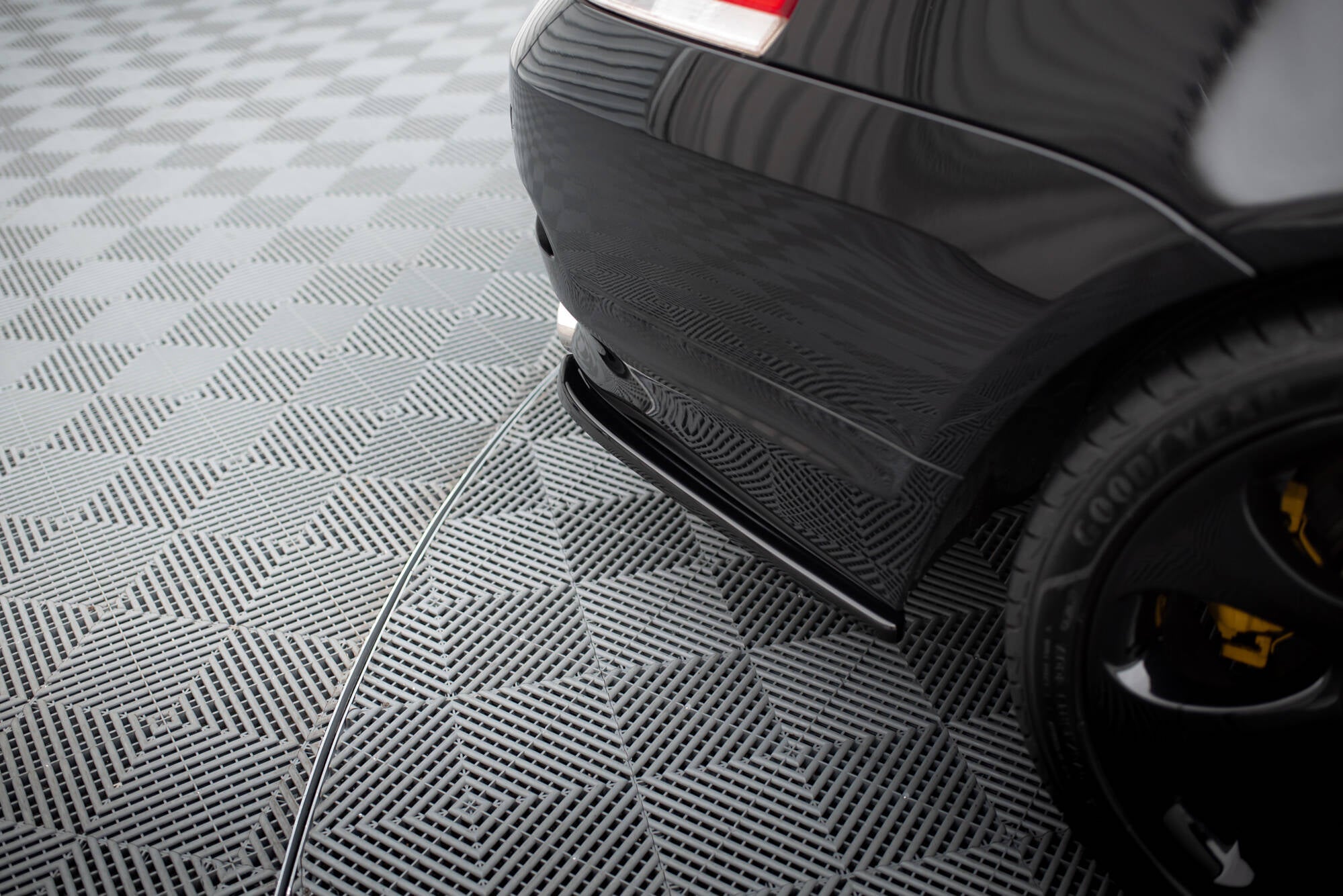 Maxton Design - Flaps Heckansatz Diffusor für BMW 6er Coupe E63 / Cabrio E64 - Aerowerk.