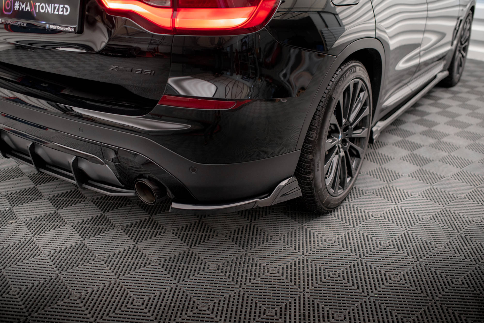 Maxton Design - Flaps Heckansatz Diffusor für BMW X3 G01 - Aerowerk.