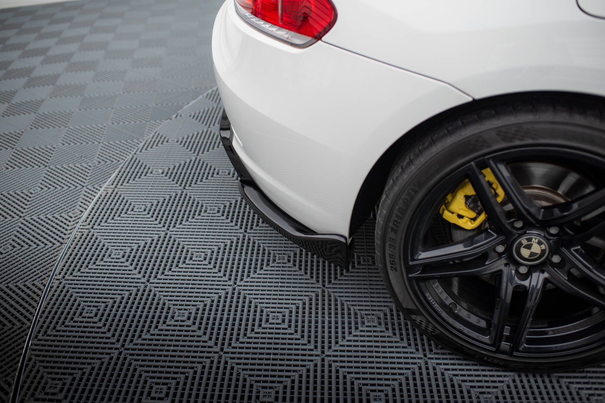 Maxton Design - Flaps Heckansatz Diffusor für BMW Z4 E89 - Aerowerk.