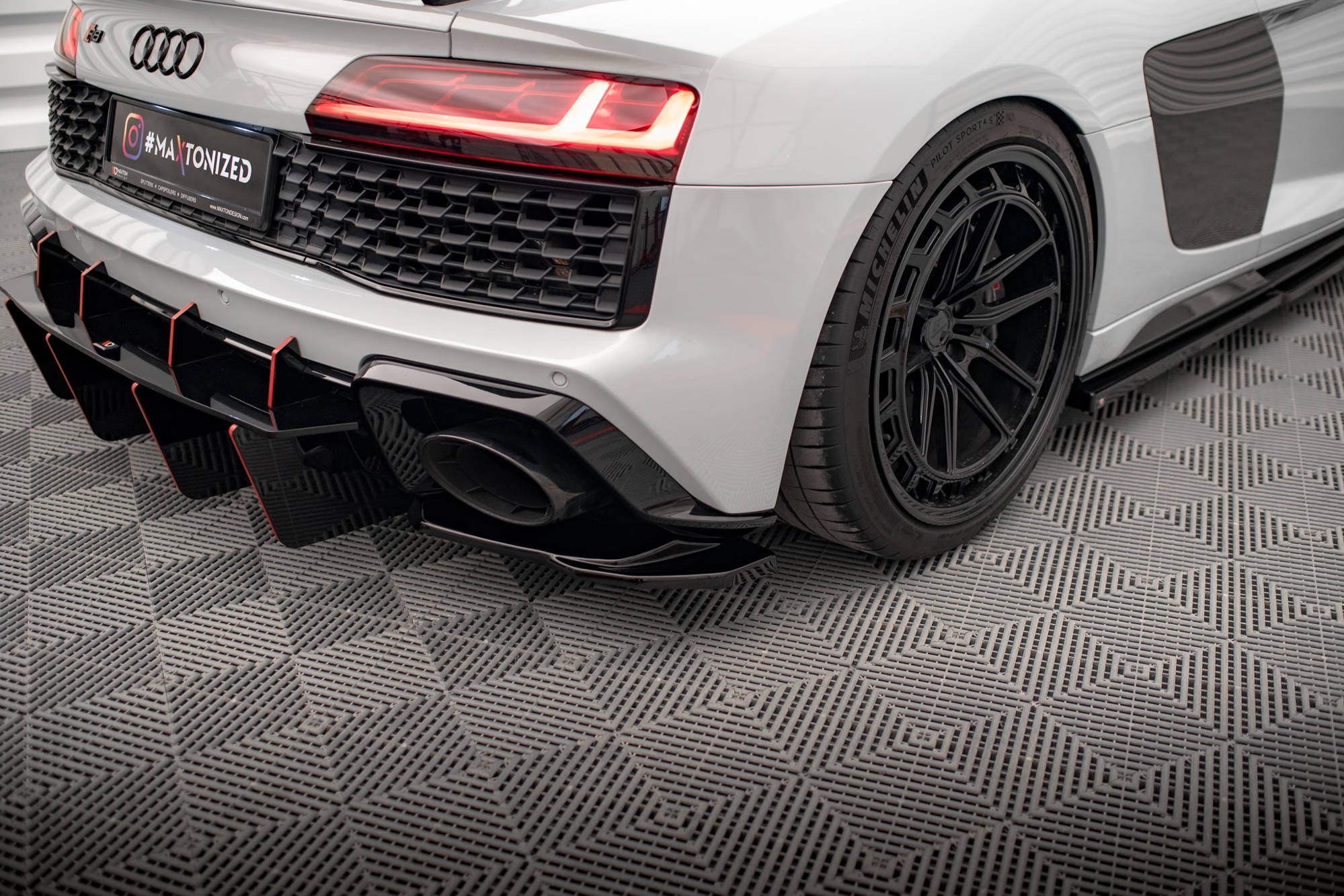 Maxton Design - Flaps Heckansatz Flaps Heckansatz für Audi R8 Mk2 Facelift - Aerowerk.