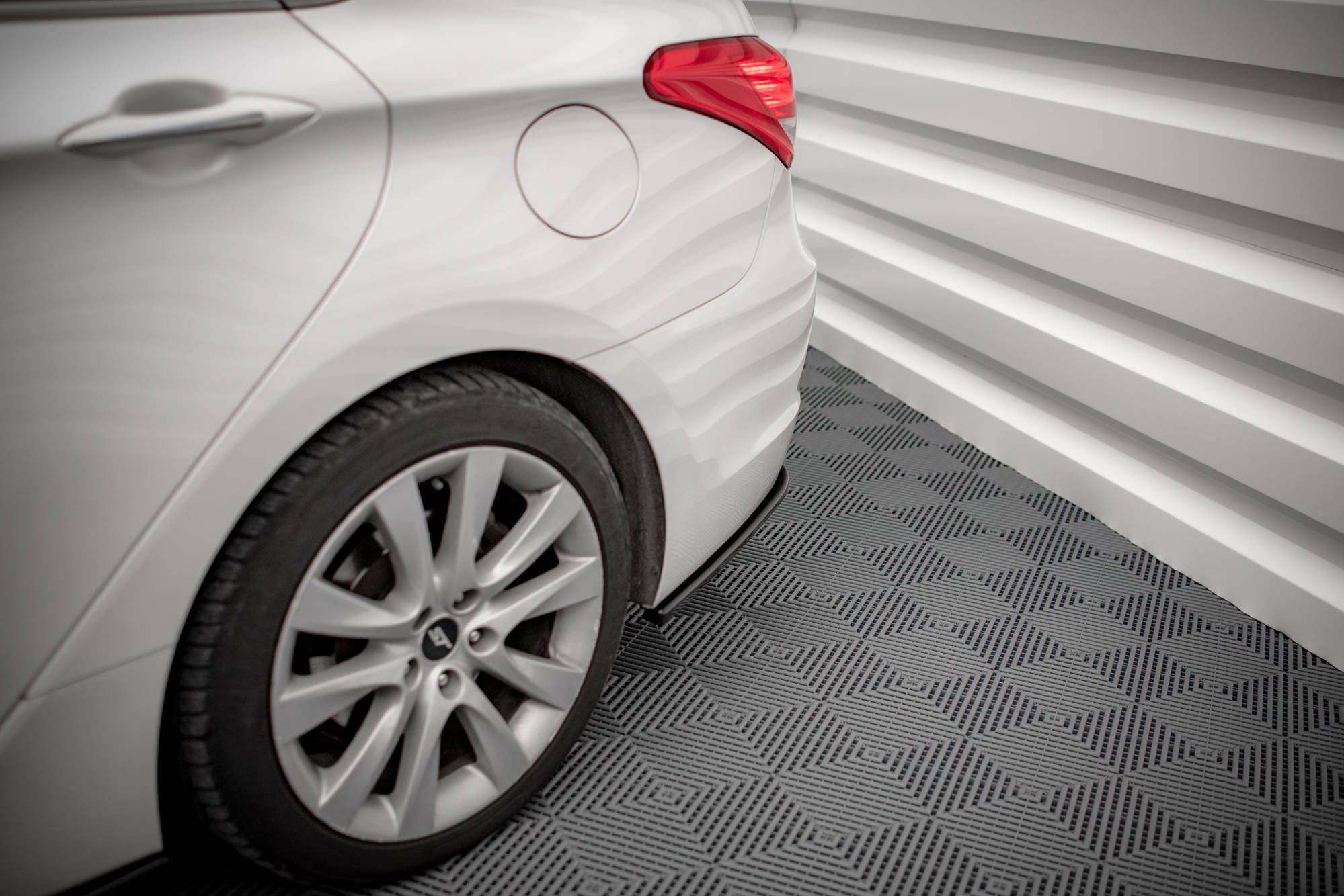 Maxton Design - Flaps Heckansatz Flaps Heckansatz für Hyundai I40 Mk1 - Aerowerk.