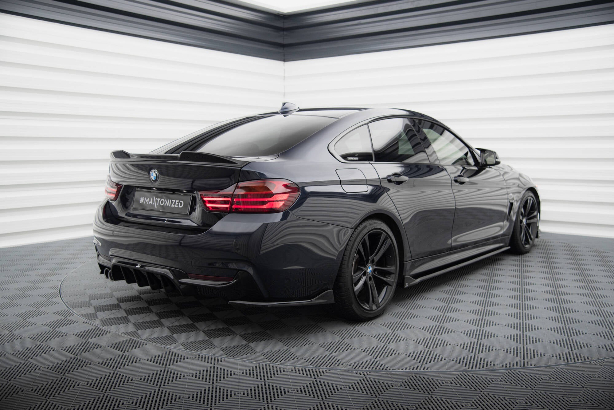 Maxton Design - Flaps Heckansatz V.1 Diffusor für BMW 4er Gran Coupe M - Paket F36 - Aerowerk.