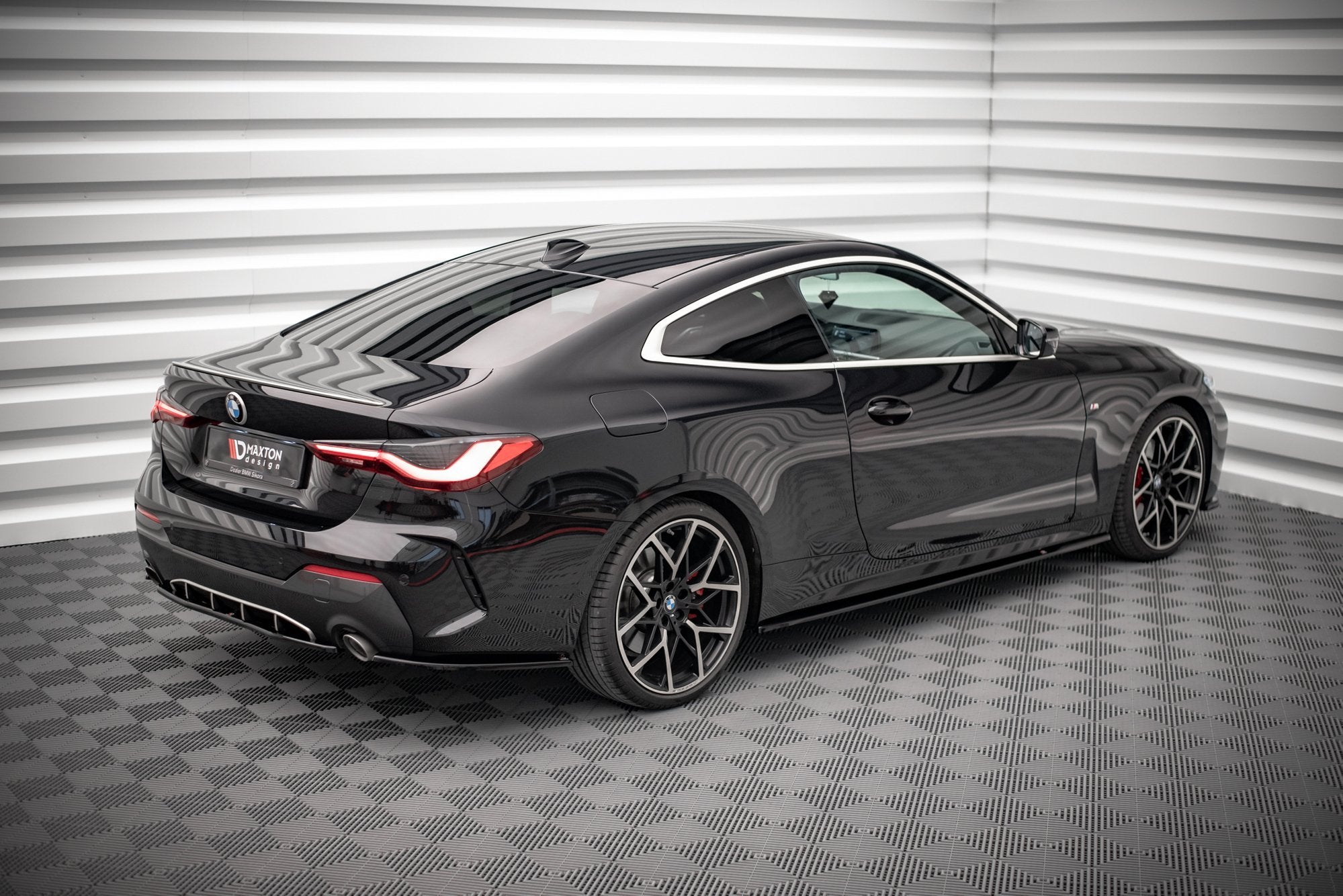 Maxton Design - Flaps Heckansatz V1 Diffusor für BMW 4er M - Paket G22 / G23 / G22 Facelift / G23 Facelift - Aerowerk.