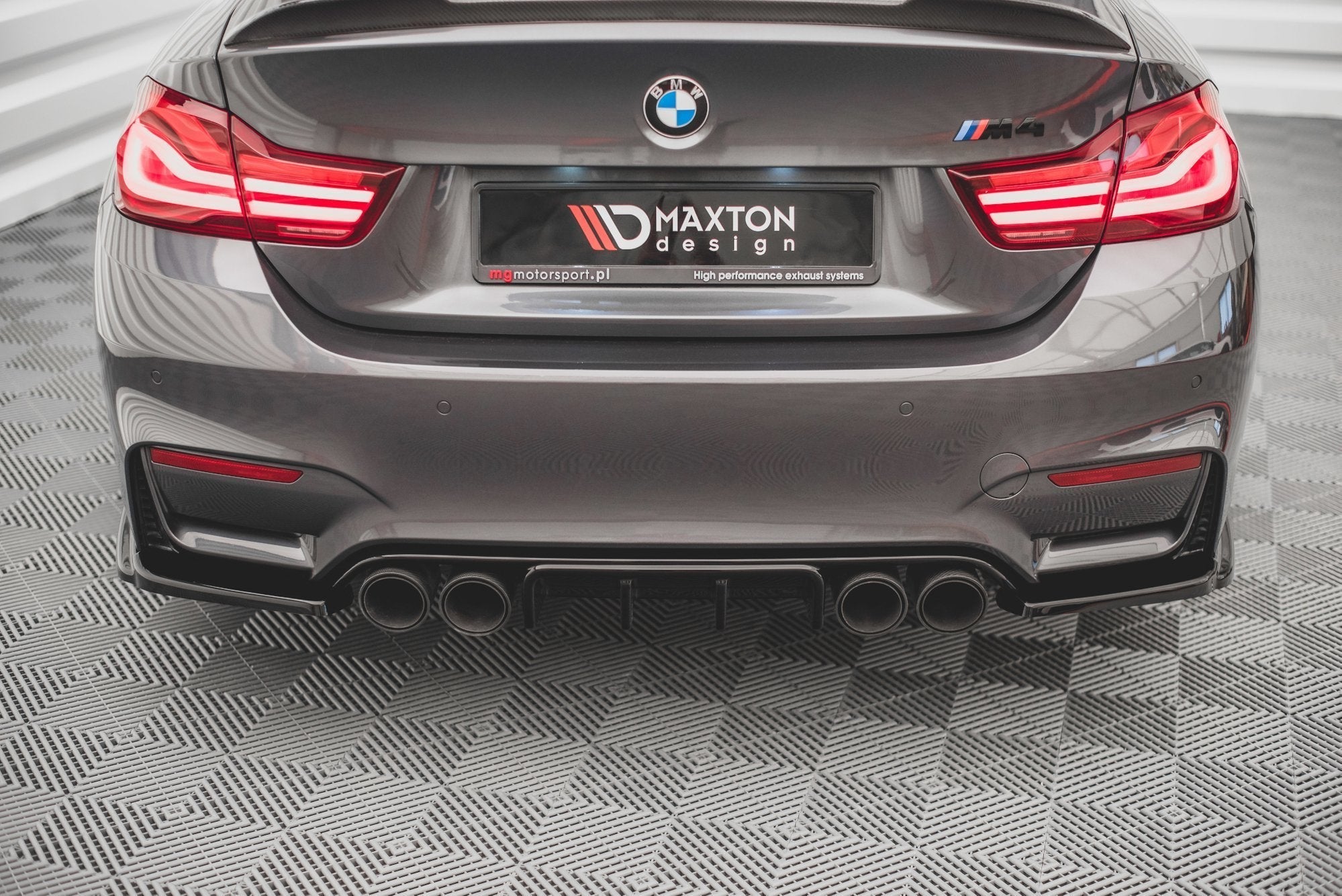 Maxton Design - Flaps Heckansatz V3 Diffusor für BMW M4 F82 - Aerowerk.
